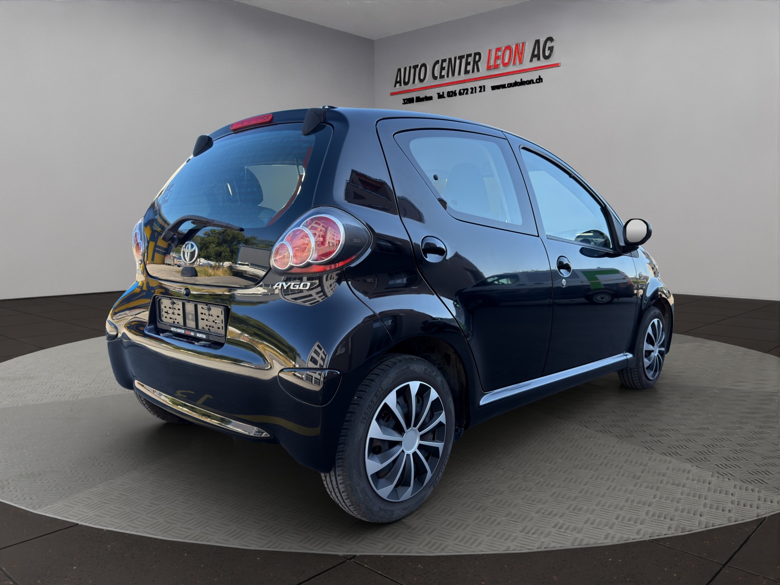 TOYOTA Aygo 1.0 VVT-i Luna-image-5