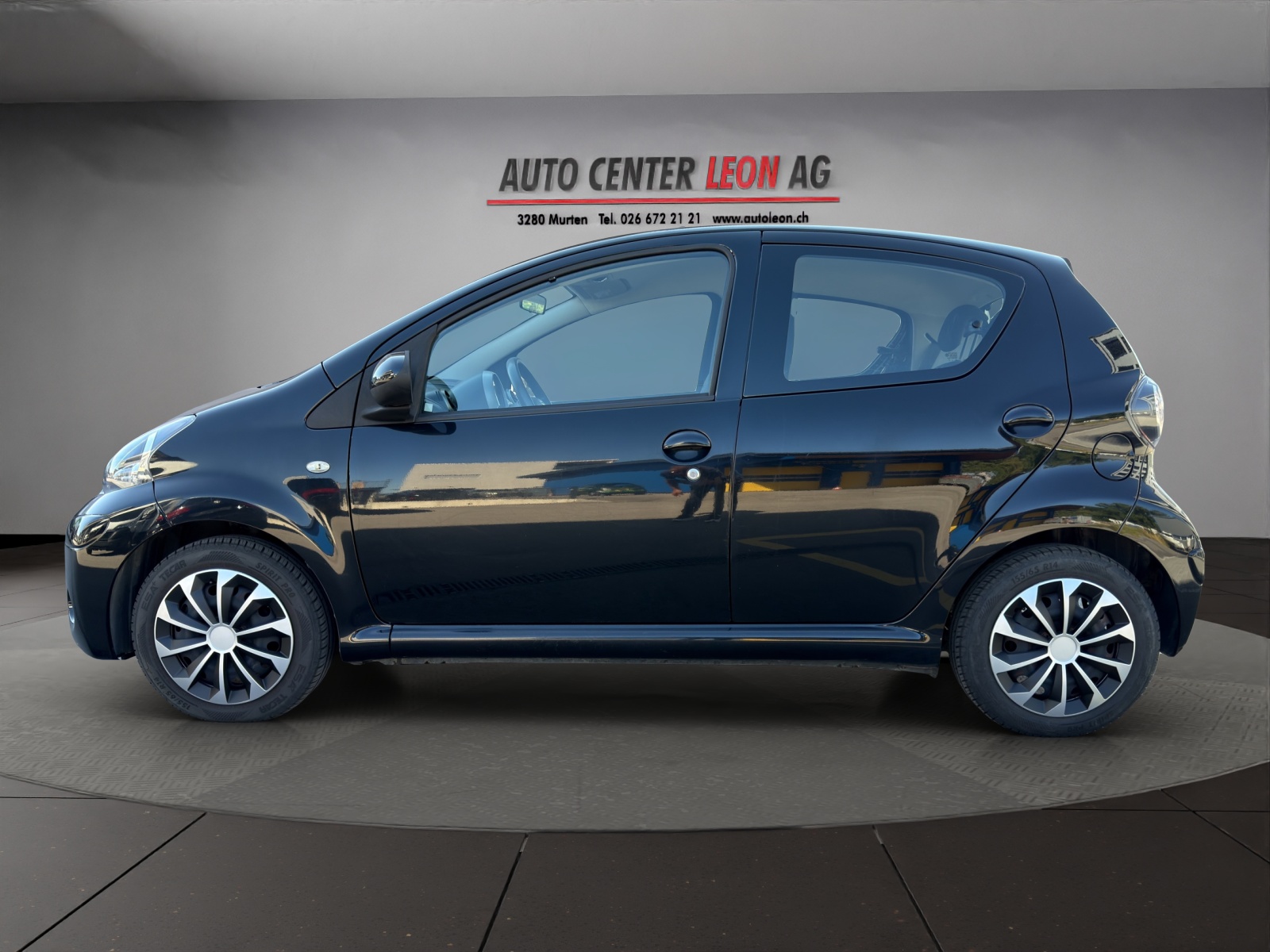 TOYOTA Aygo 1.0 VVT-i Luna-showroom-element-2