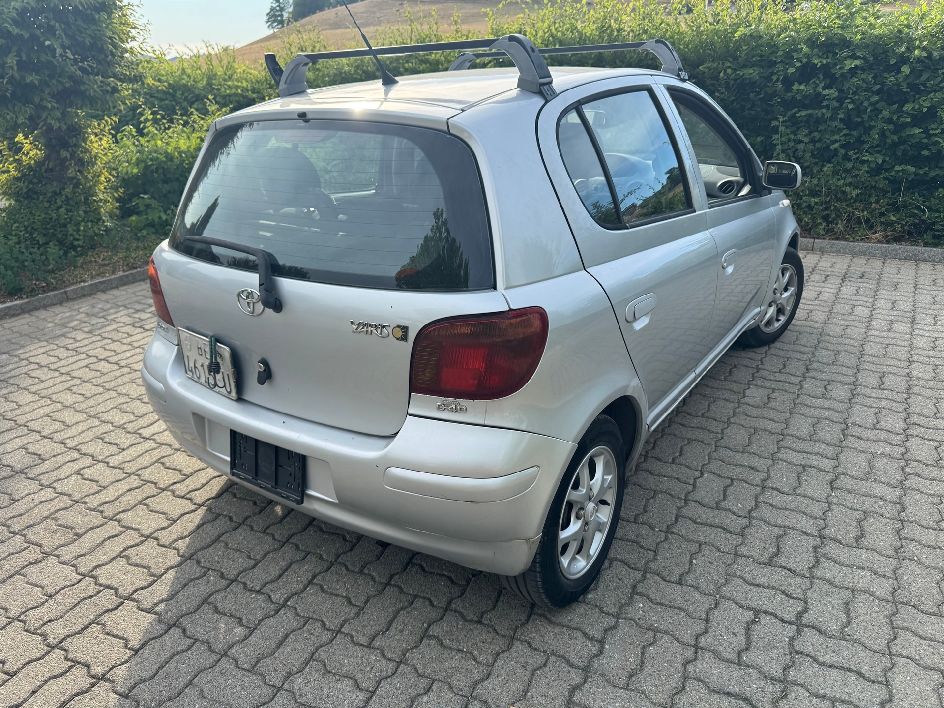TOYOTA Yaris 1.4 D-4D Linea Sol-image-2