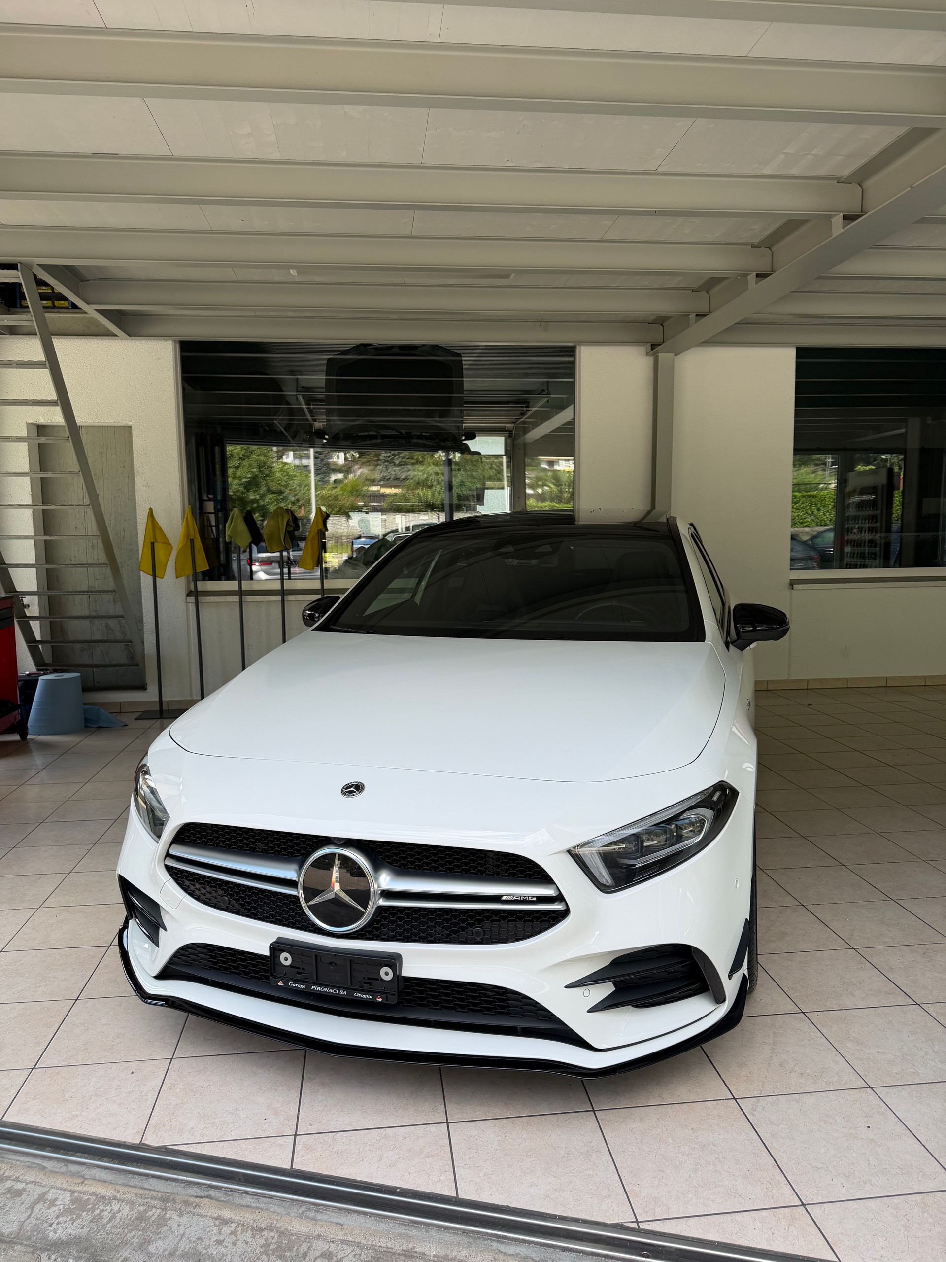 MERCEDES-BENZ A 35 AMG 4Matic Speedshift