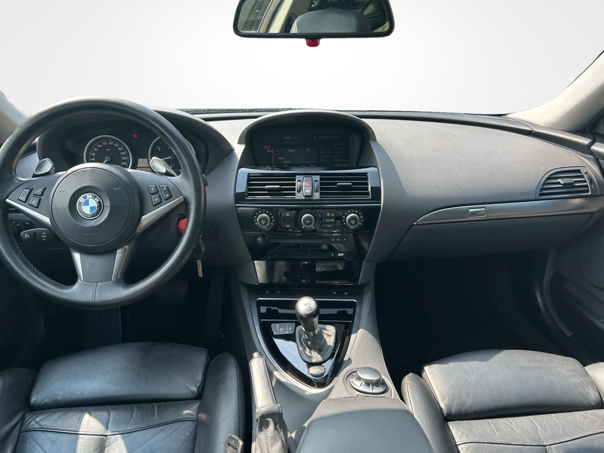 BMW 645i-image-4