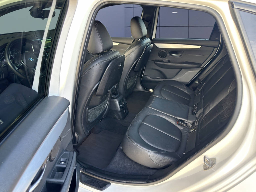 BMW 225i xDrive SAG Active Tourer M Sport-image-10