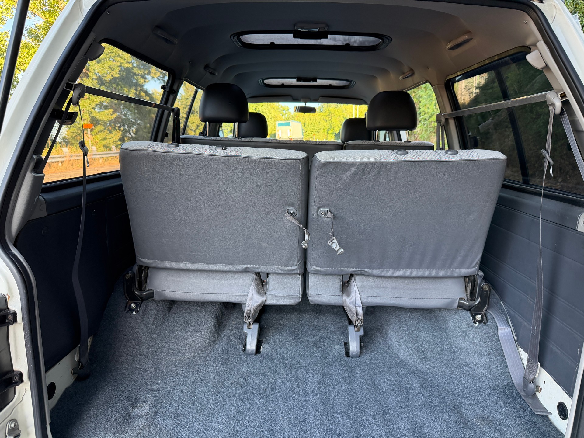 TOYOTA YR 22 LG-MDSEW Wagon-image-21