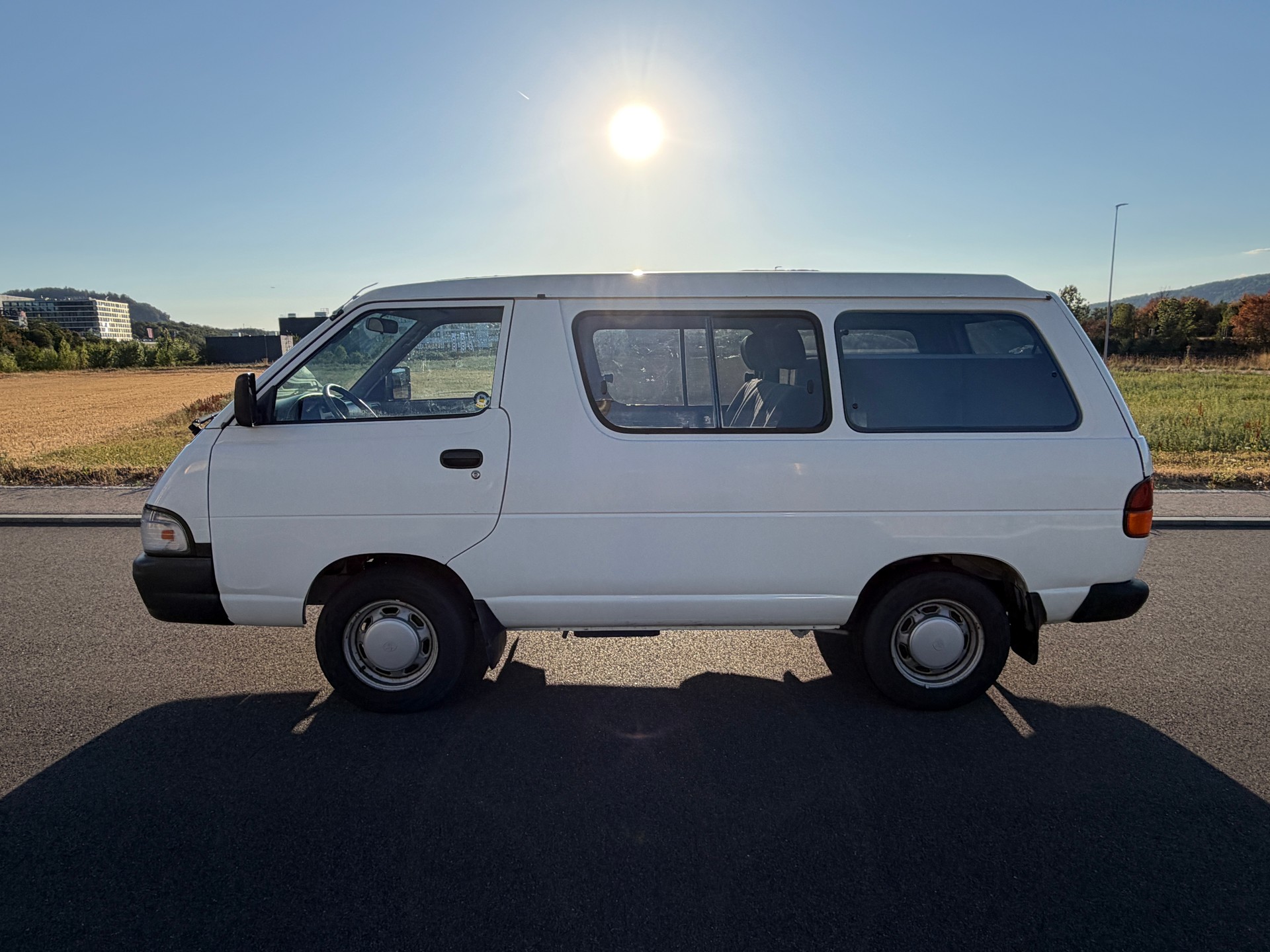 TOYOTA YR 22 LG-MDSEW Wagon-image-7