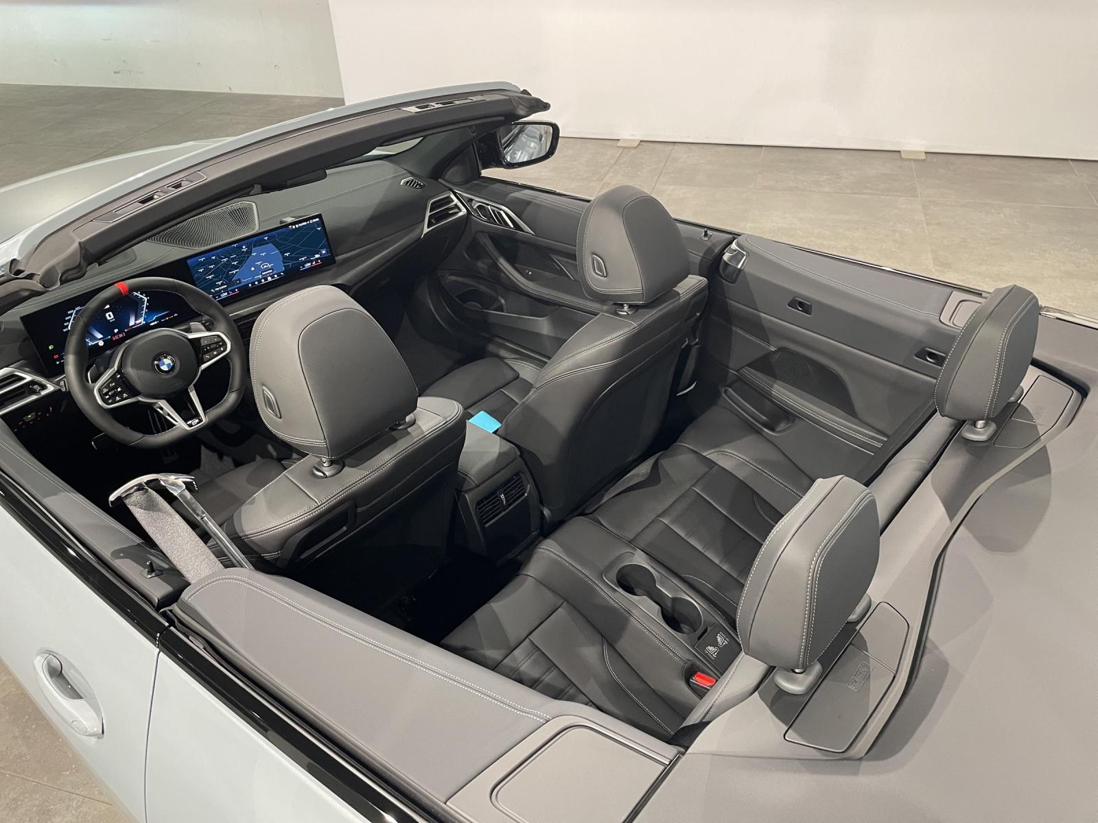 BMW M440i xDrive Cabrio-image-20