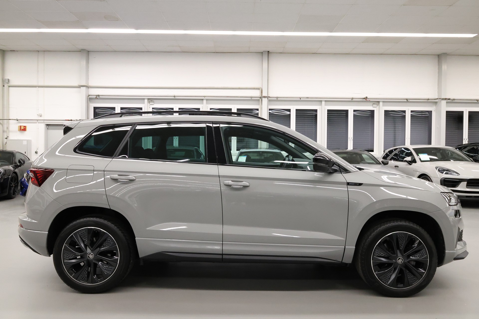 SKODA Karoq 1.5 TSI SportLine DSG-image-9