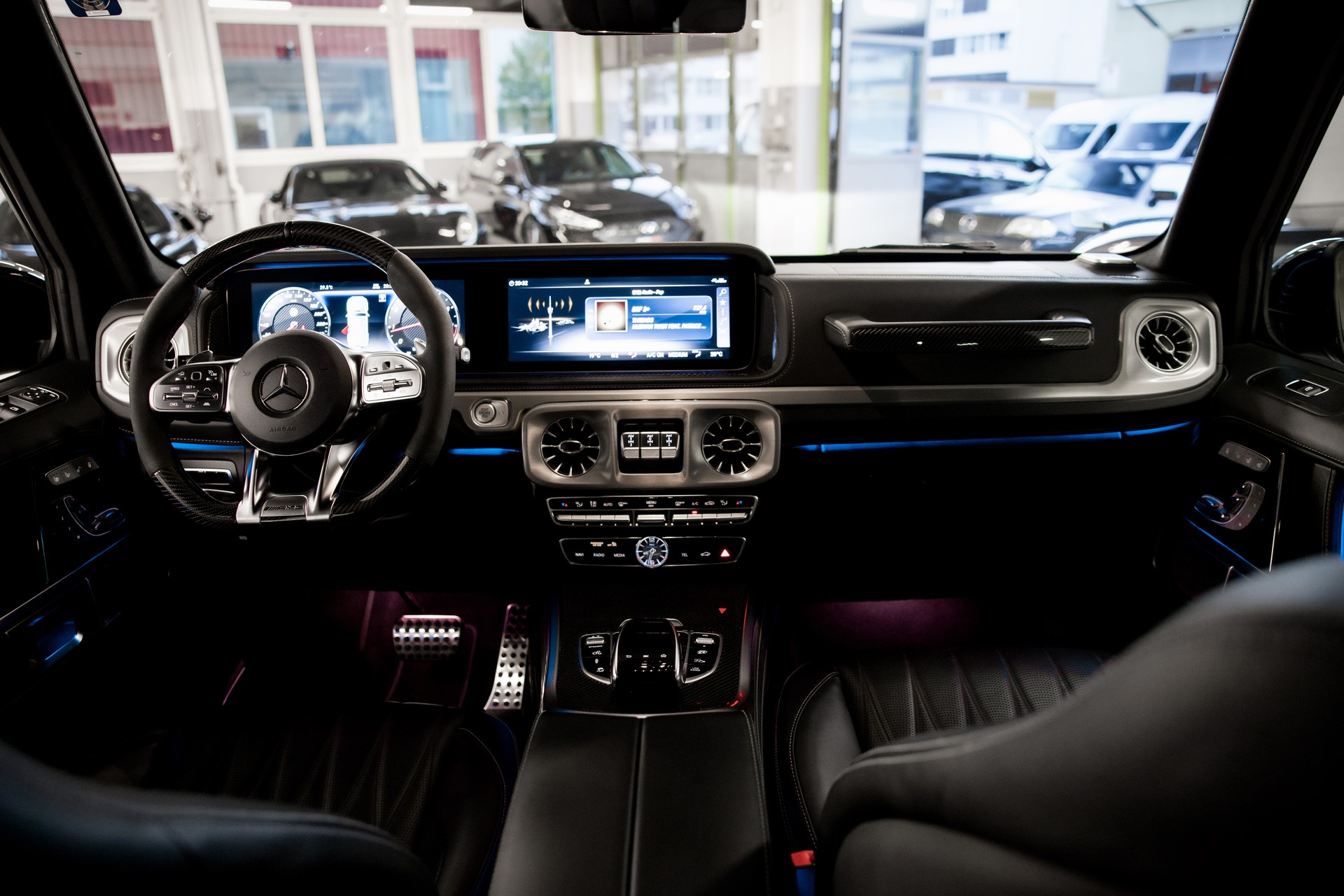 MERCEDES-BENZ G 63 AMG Speedshift Plus G-Tronic *CH-FAHRZEUG*-image-16