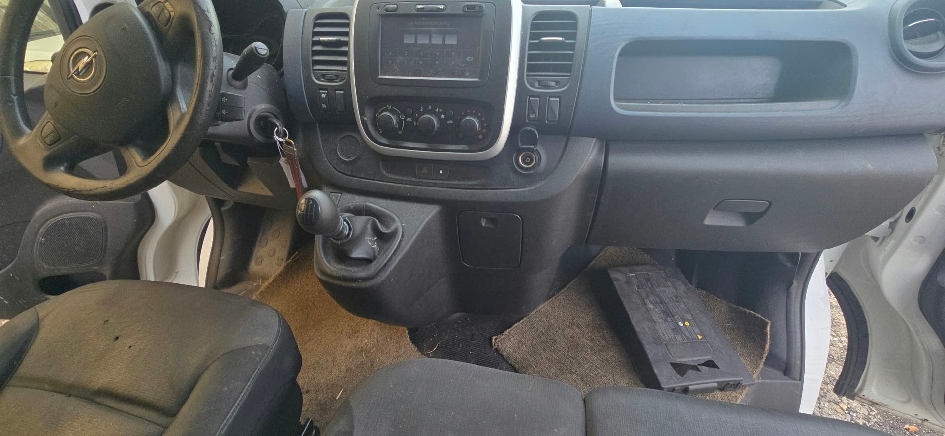 OPEL Vivaro 1.6 CDTI 2.9t L1H1-image-9