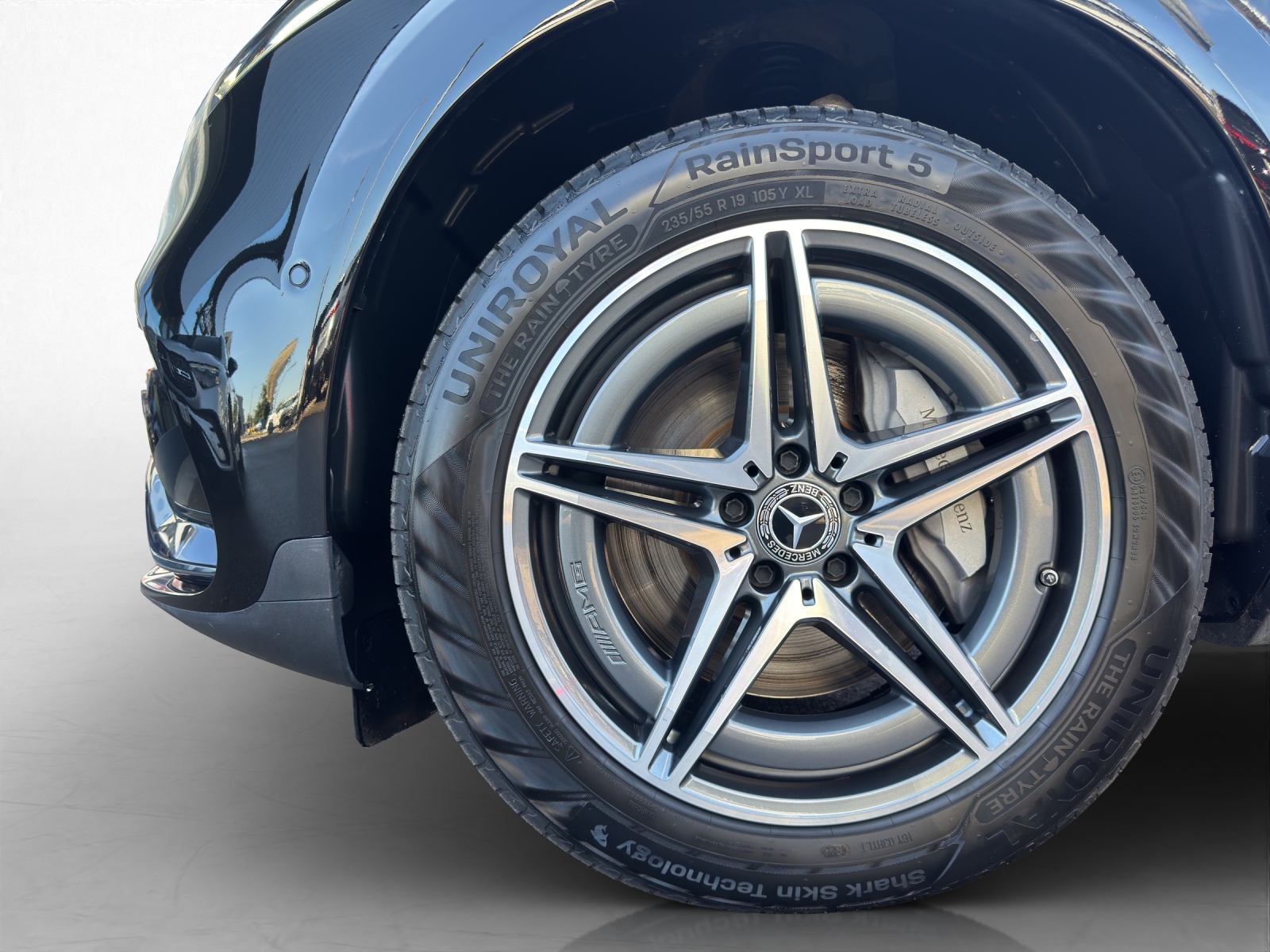 MERCEDES-BENZ EQC 400 AMG Line 4Matic-image-7