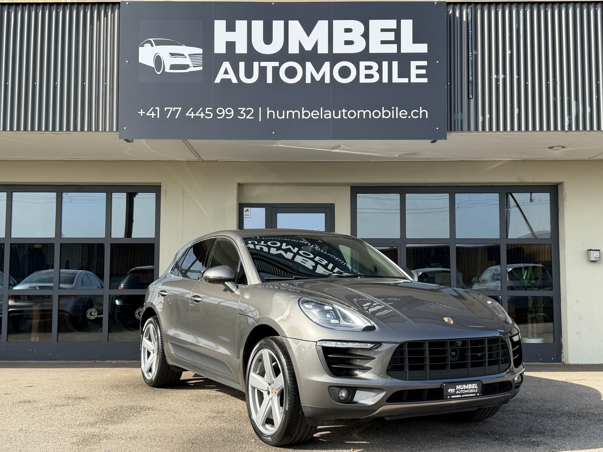 PORSCHE Macan S PDK