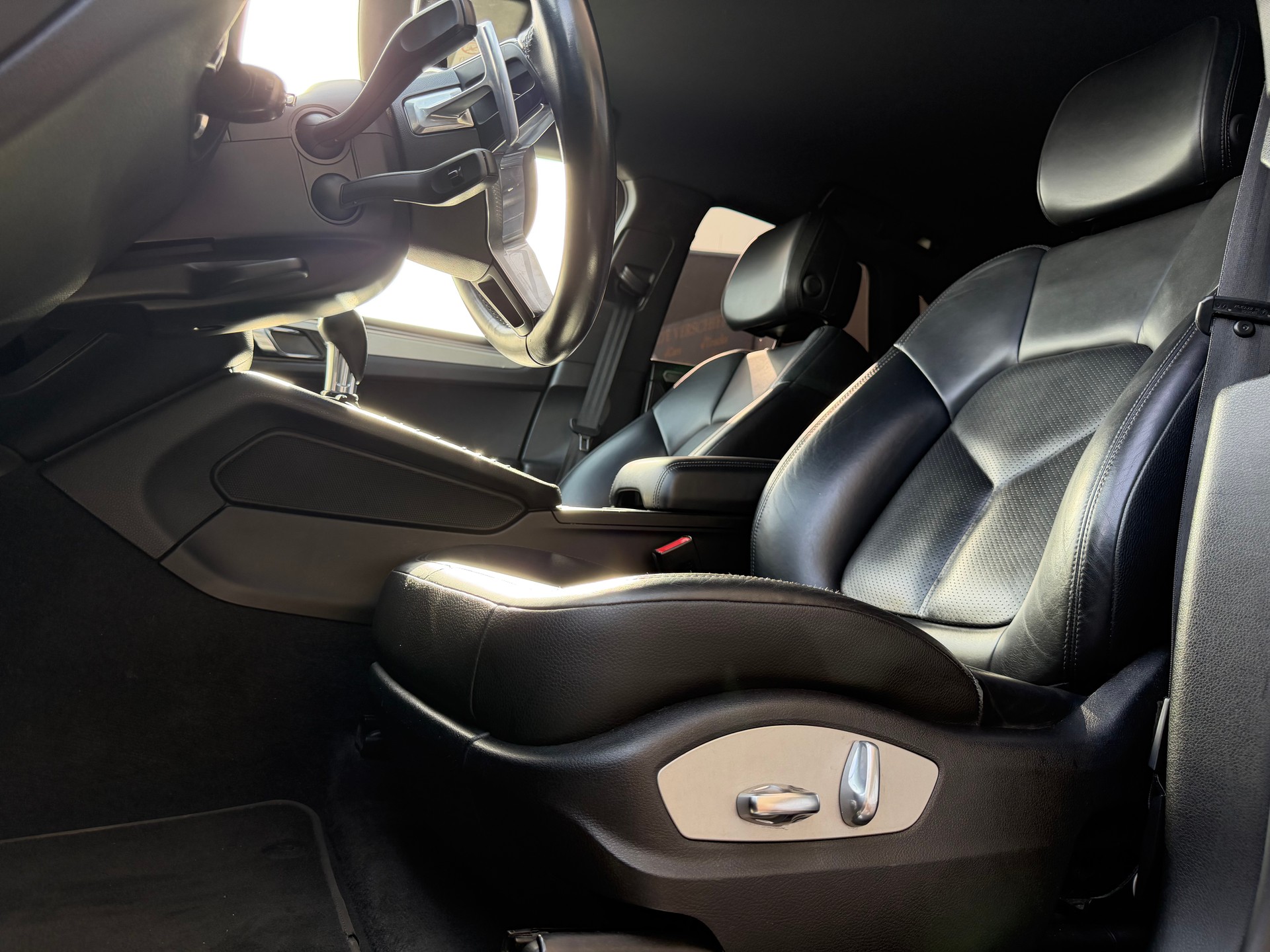PORSCHE Macan S PDK-image-7