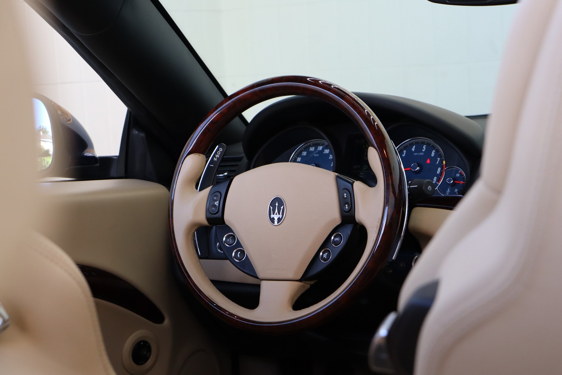 MASERATI GranCabrio Automatica-image-15