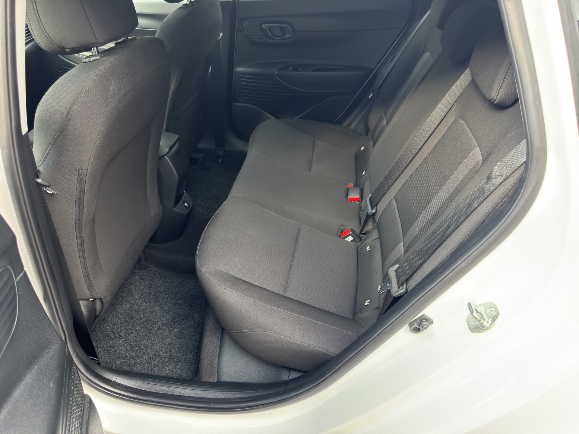 HYUNDAI i20 1.0 T-GDi Vertex DCT-image-10