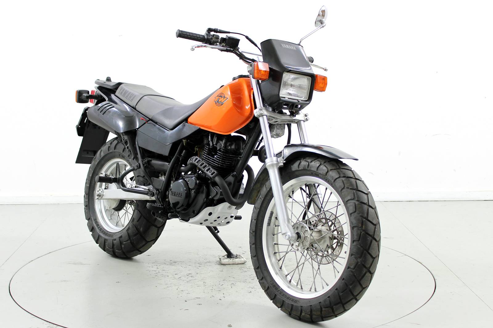 YAMAHA TW 125-image-1