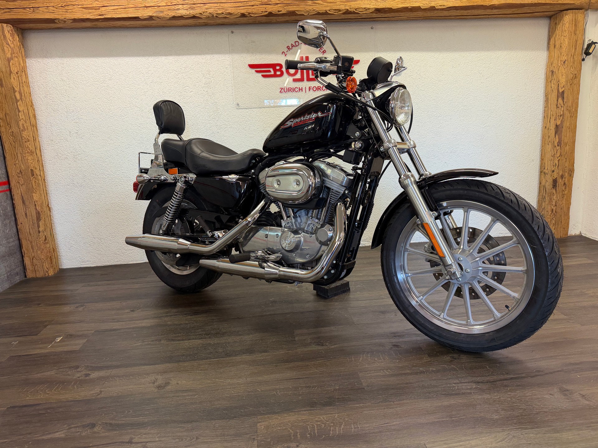 HARLEY-DAVIDSON XL 883 Hugger-image-5