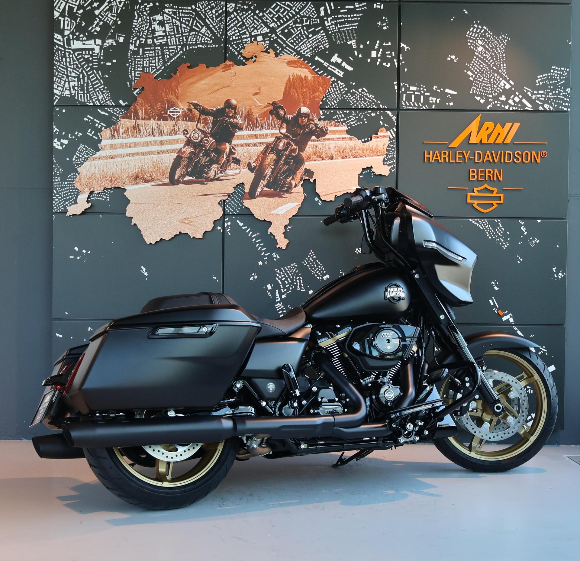 HARLEY-DAVIDSON FLHX Street Glide 117-image-5