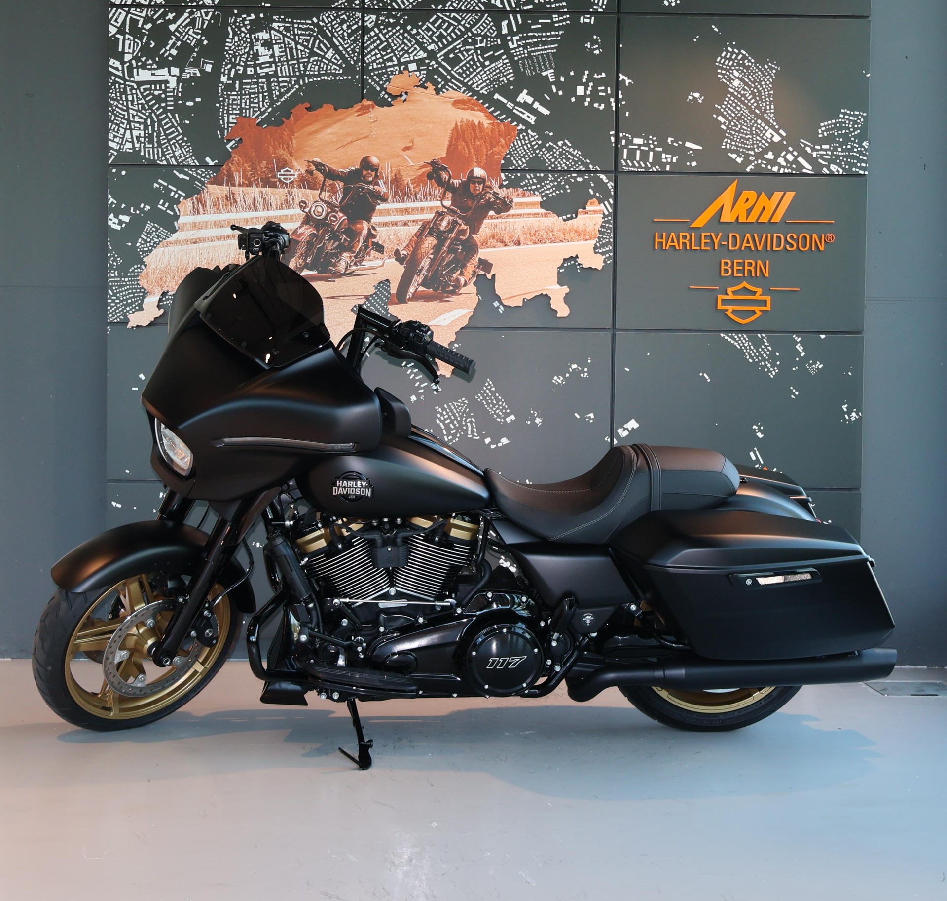 HARLEY-DAVIDSON FLHX Street Glide 117-image-2