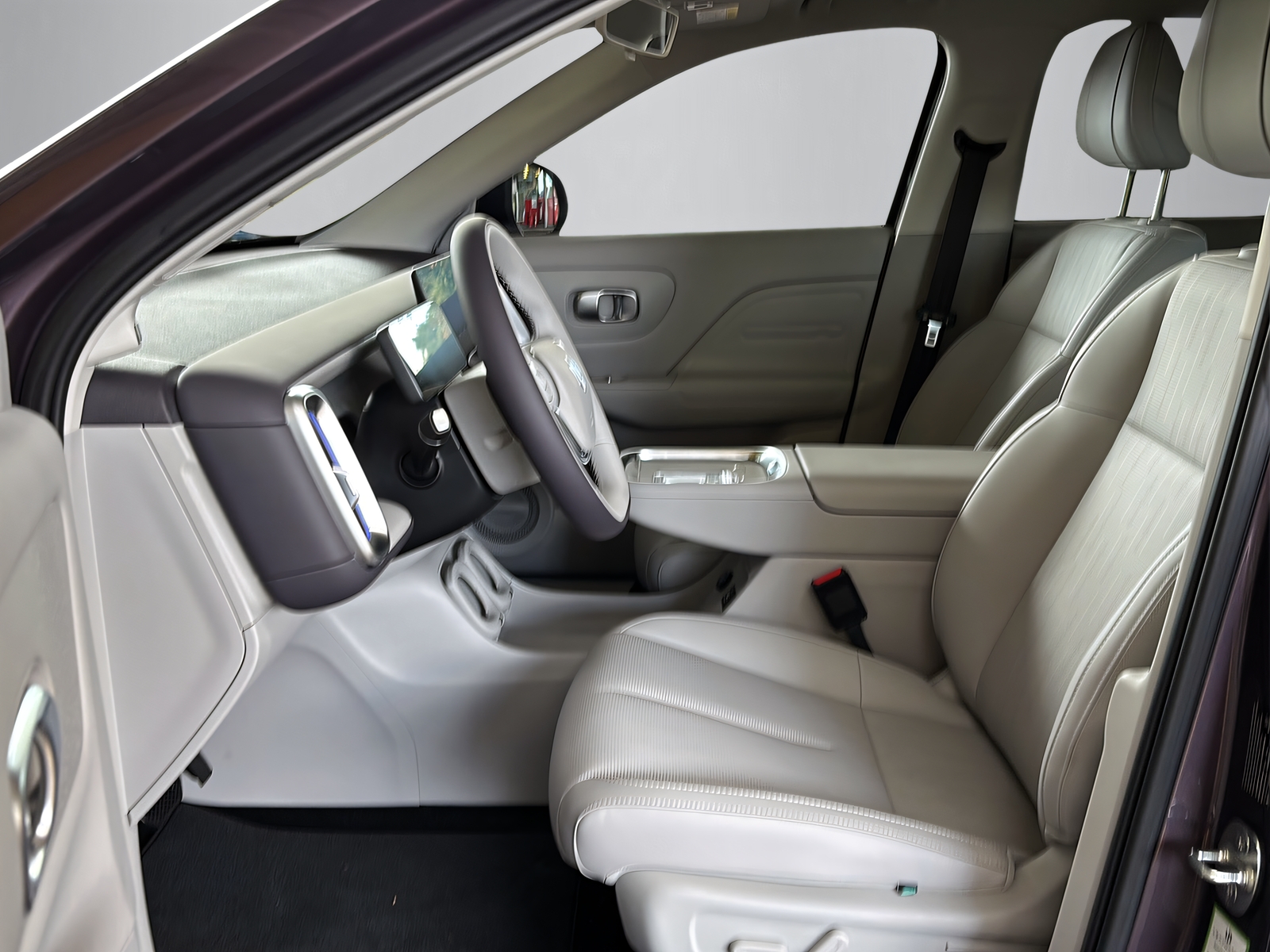 LEAPMOTOR B10 EV-showroom-element-2