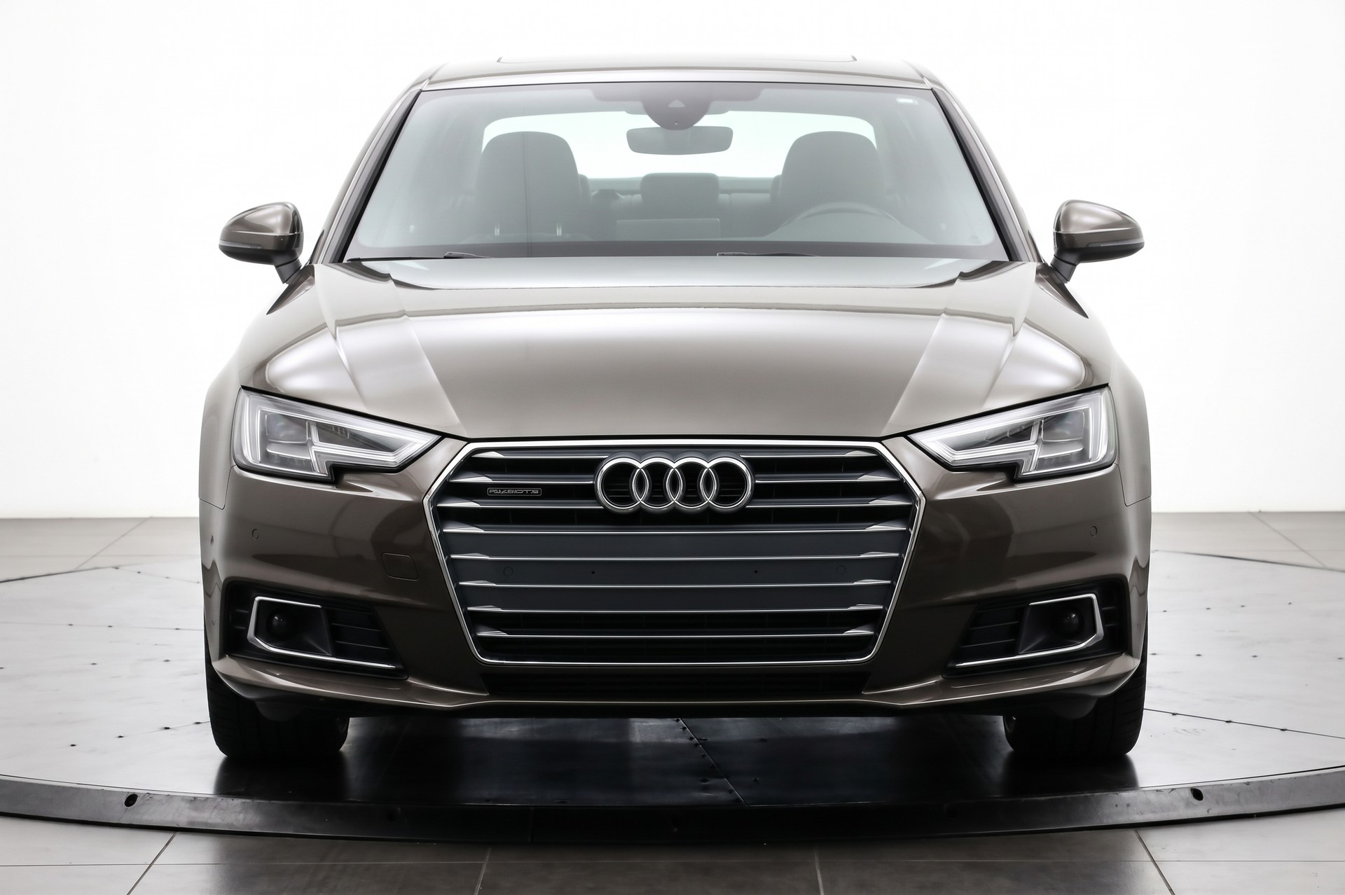 AUDI A4 Limousine 2.0 TFSI S-Line quattro Argus Brown-showroom-element-1