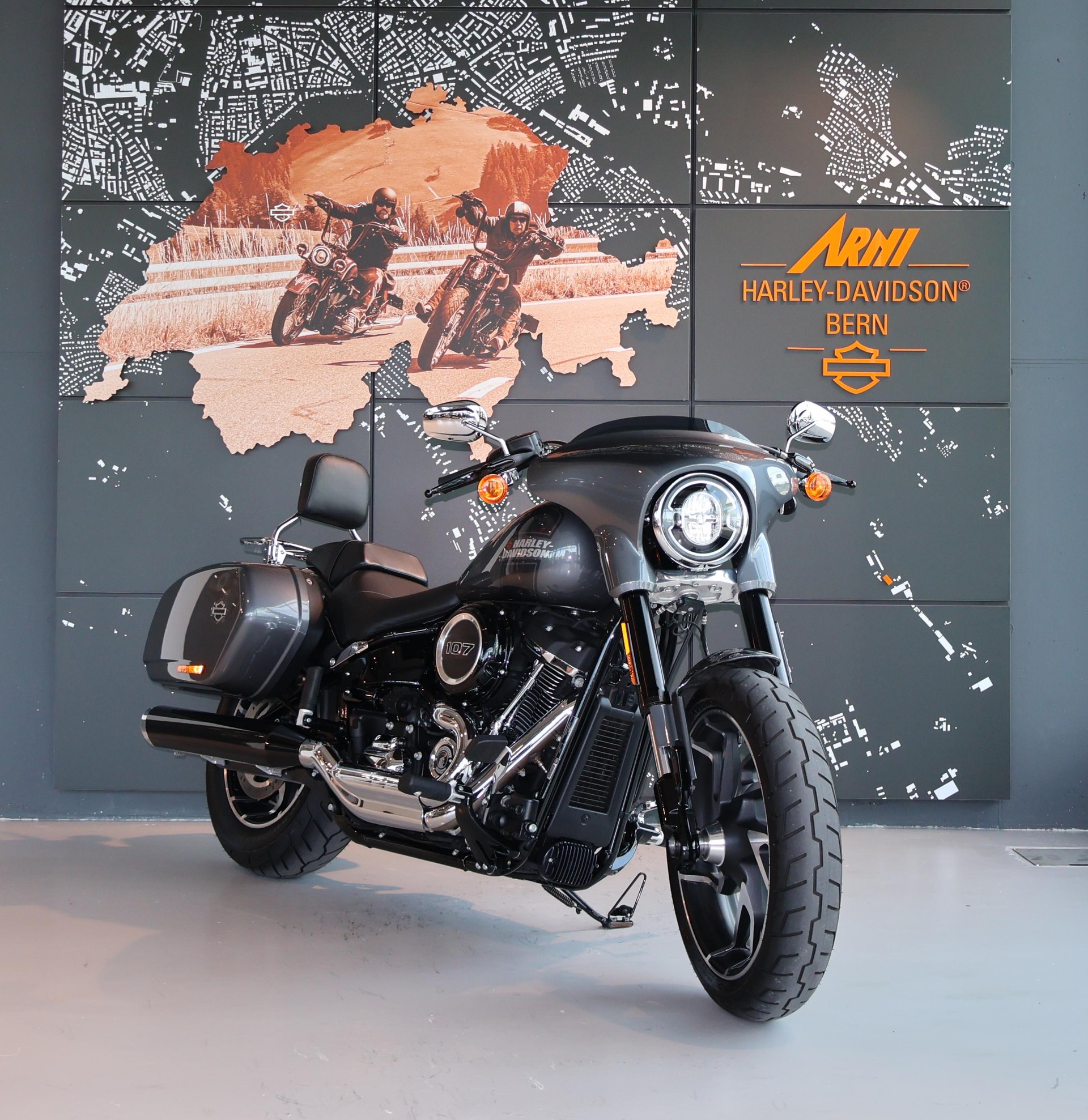 HARLEY-DAVIDSON FLSB Sport Glide 107 ABS-image-1