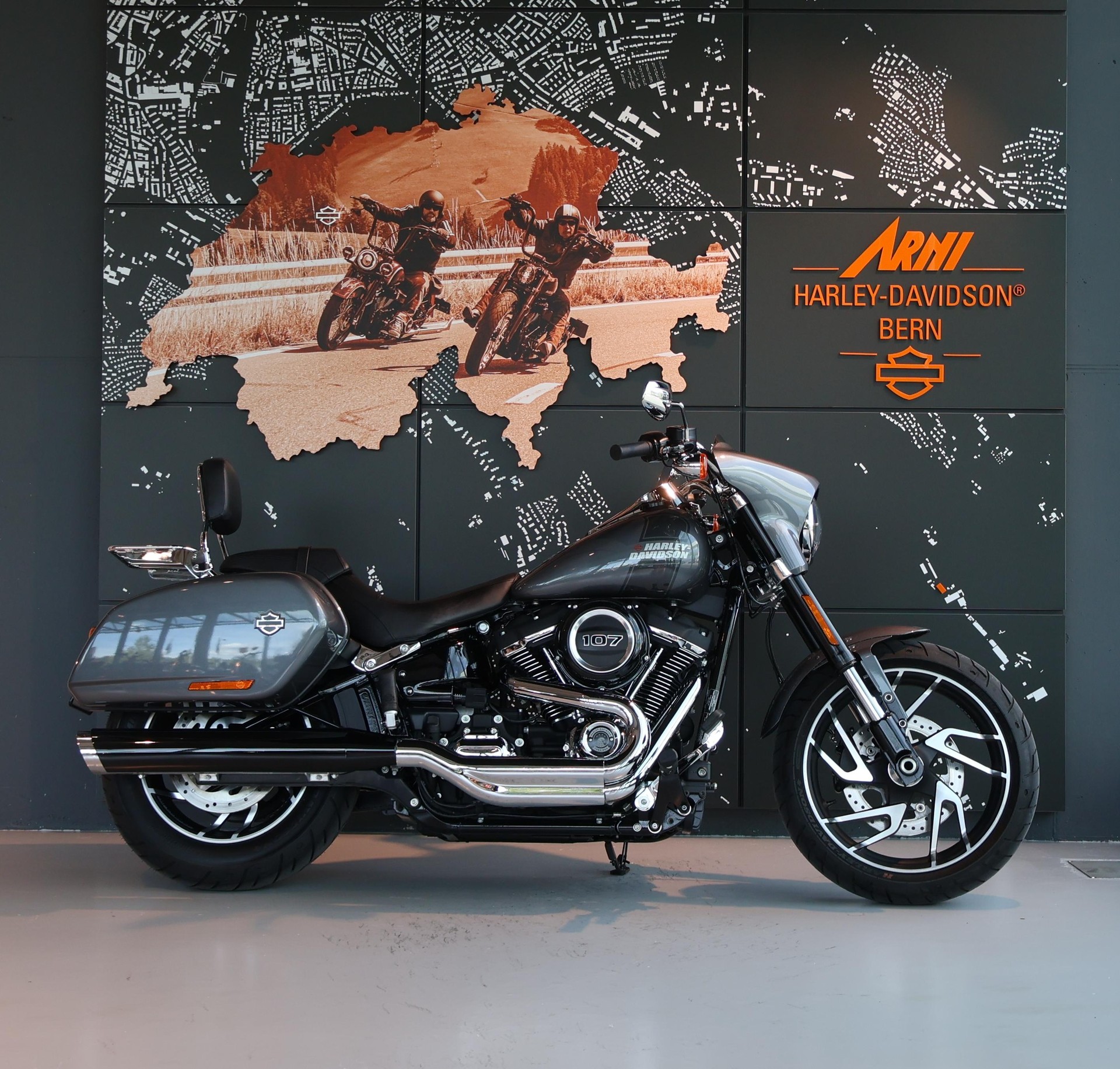 HARLEY-DAVIDSON FLSB Sport Glide 107 ABS-image-0
