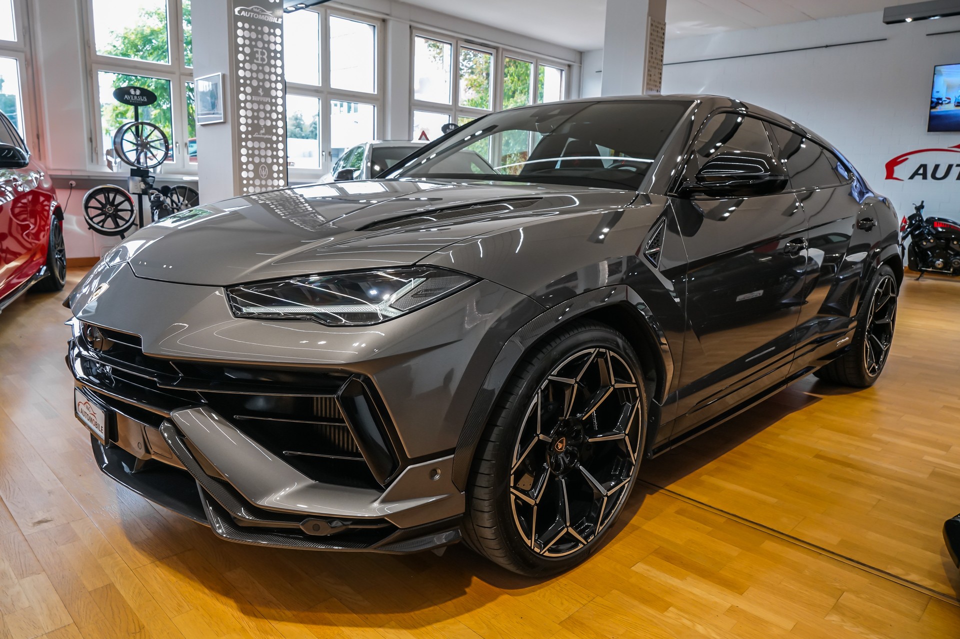 LAMBORGHINI Urus Performante "60 Aniversario"