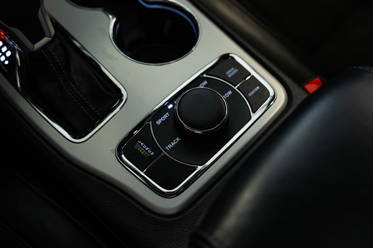 JEEP Grand Cherokee 6.4 V8 HEMI SRT8 Automatic-image-36