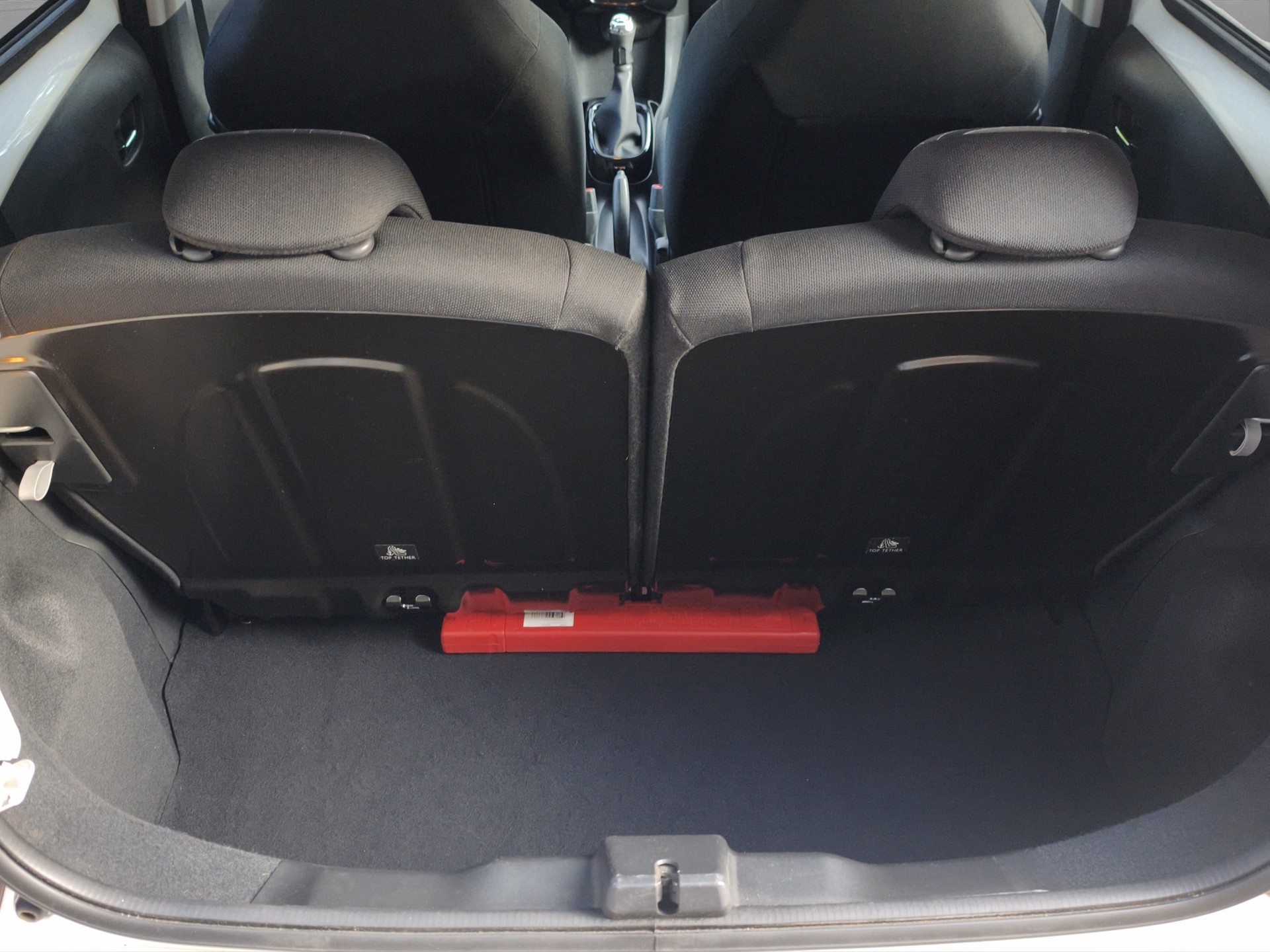 PEUGEOT 108 1.2 VTi Allure-image-16