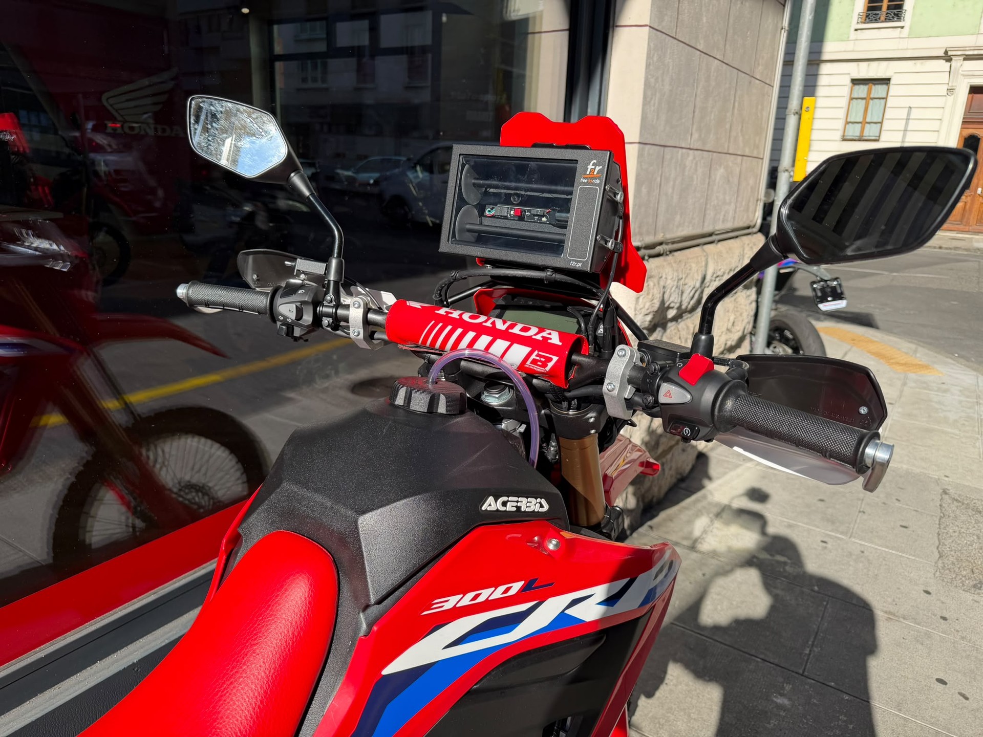 HONDA CRF 300 L-image-11