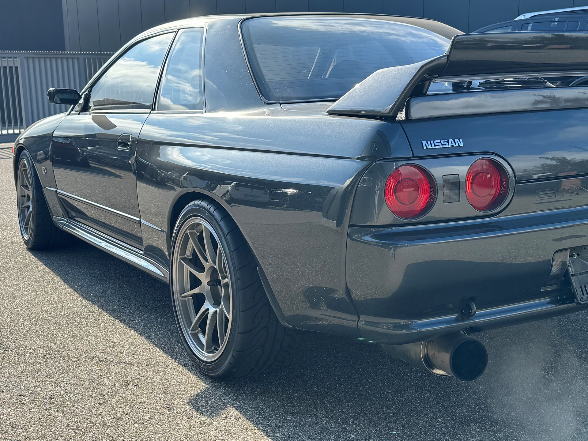 NISSAN Skyline GTR R32-image-1