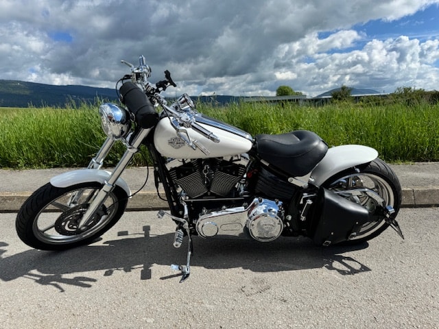 HARLEY-DAVIDSON FXCWC Rocker C-image-2