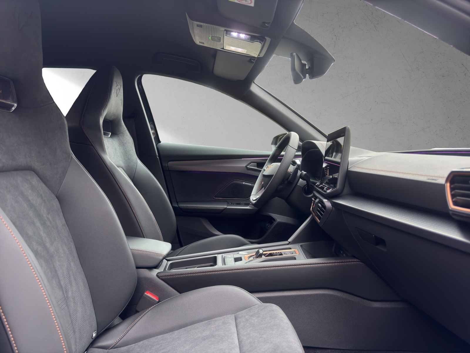 CUPRA Formentor 1.5 e-HYBRID pHEV VZ DSG-image-8
