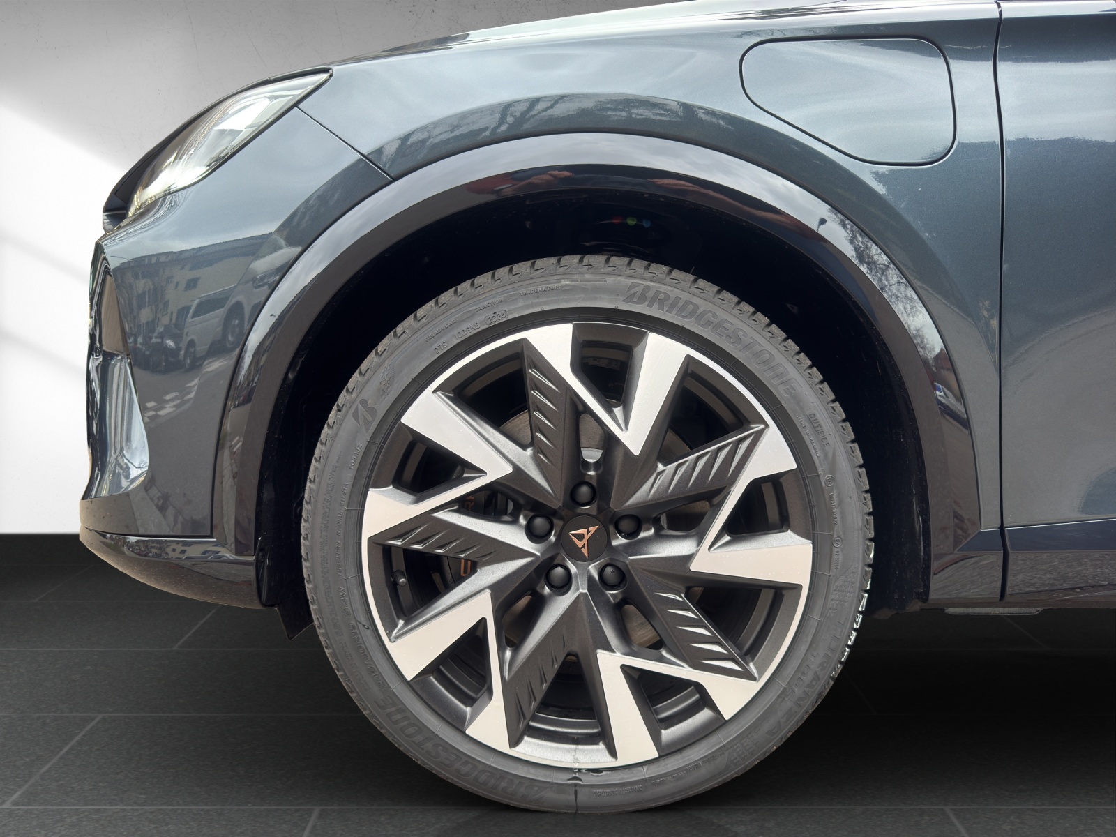 CUPRA Formentor 1.5 e-HYBRID pHEV VZ DSG-image-16