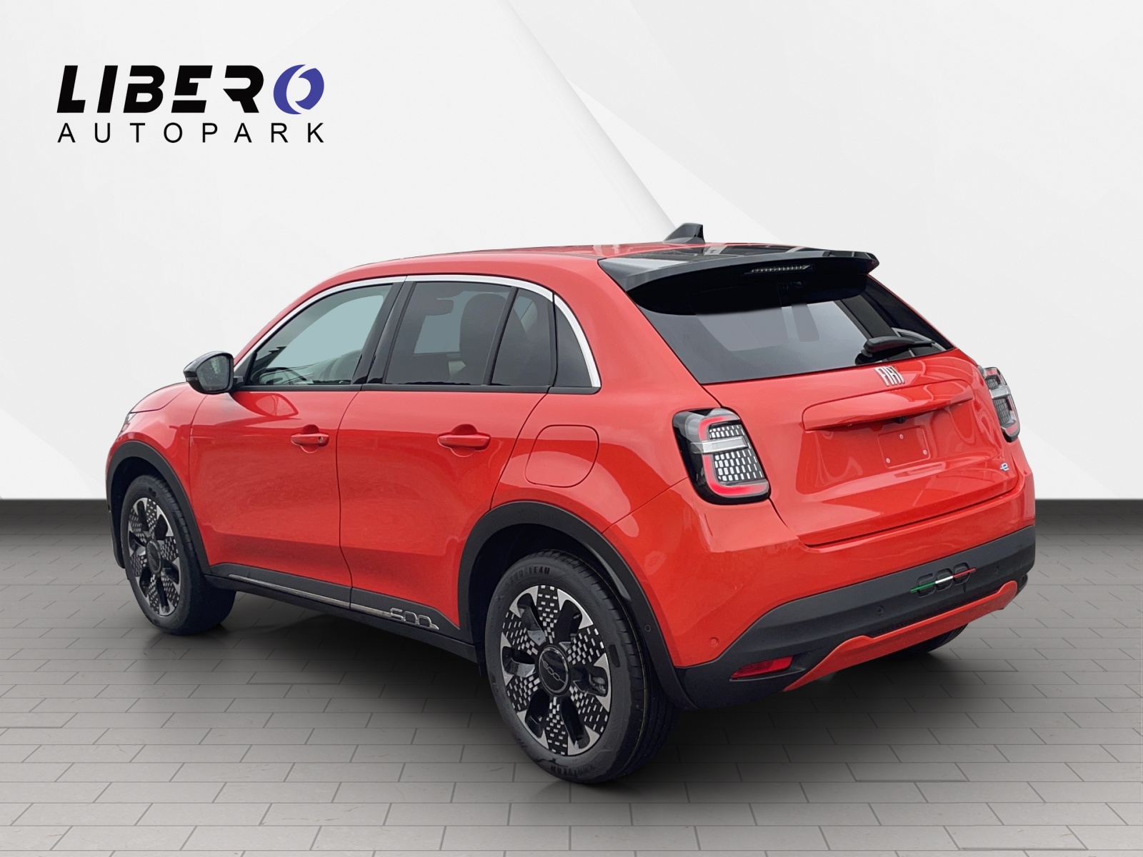 FIAT 600 1.2 Hybrid La Prima-image-4