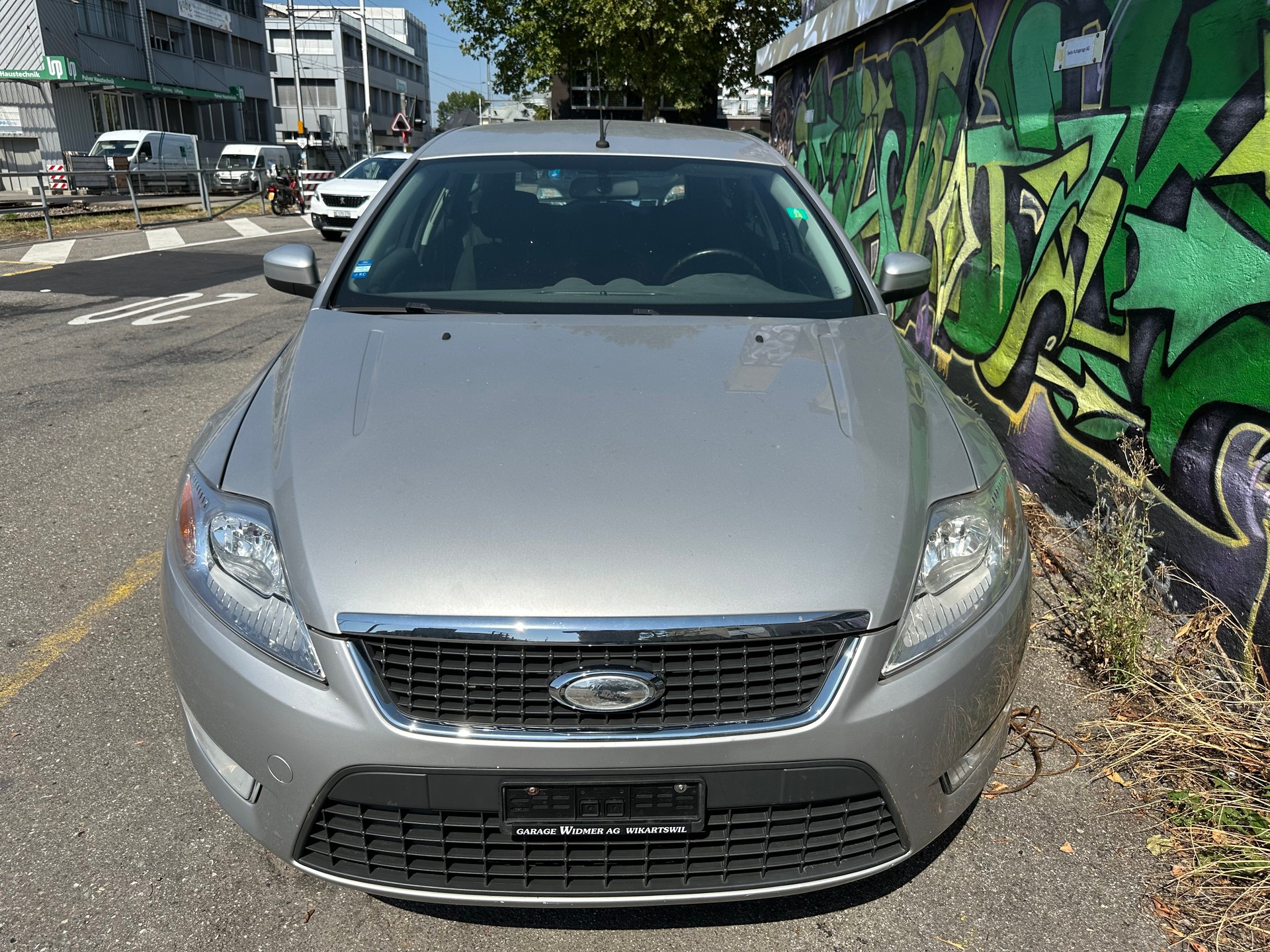 FORD Mondeo 2.0i 16V Titanium