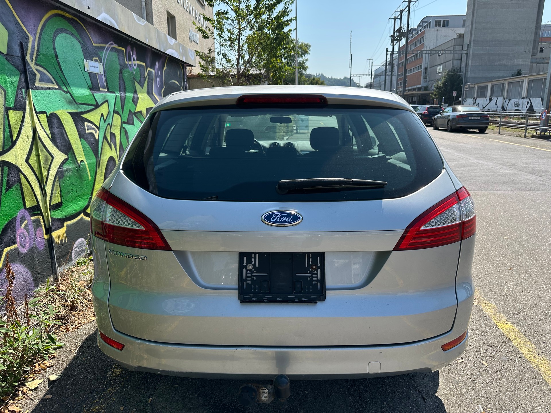 FORD Mondeo 2.0i 16V Titanium-image-3