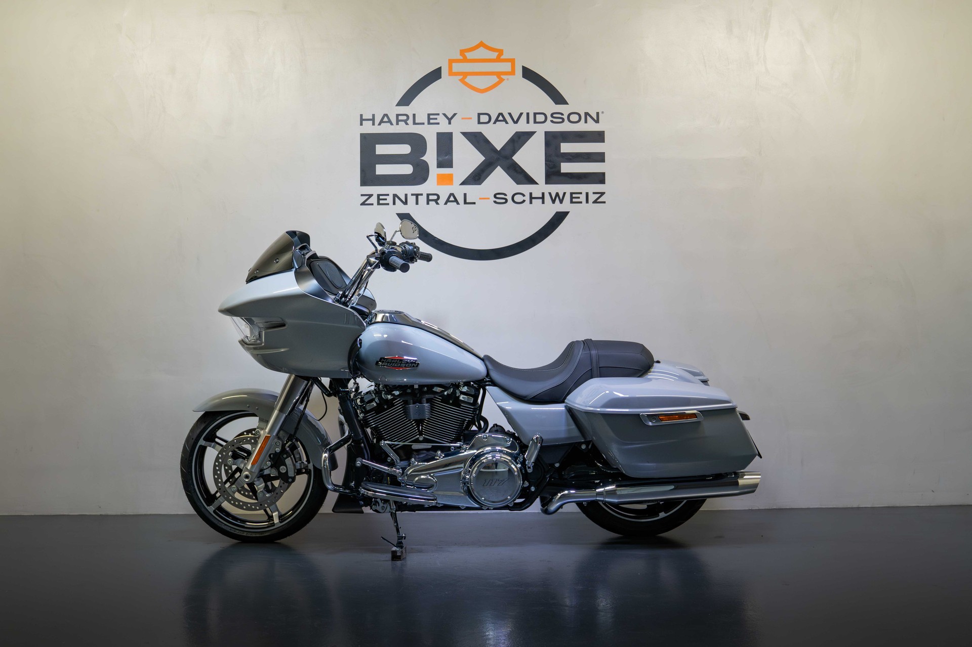 HARLEY-DAVIDSON FLTRX Road Glide-image-1