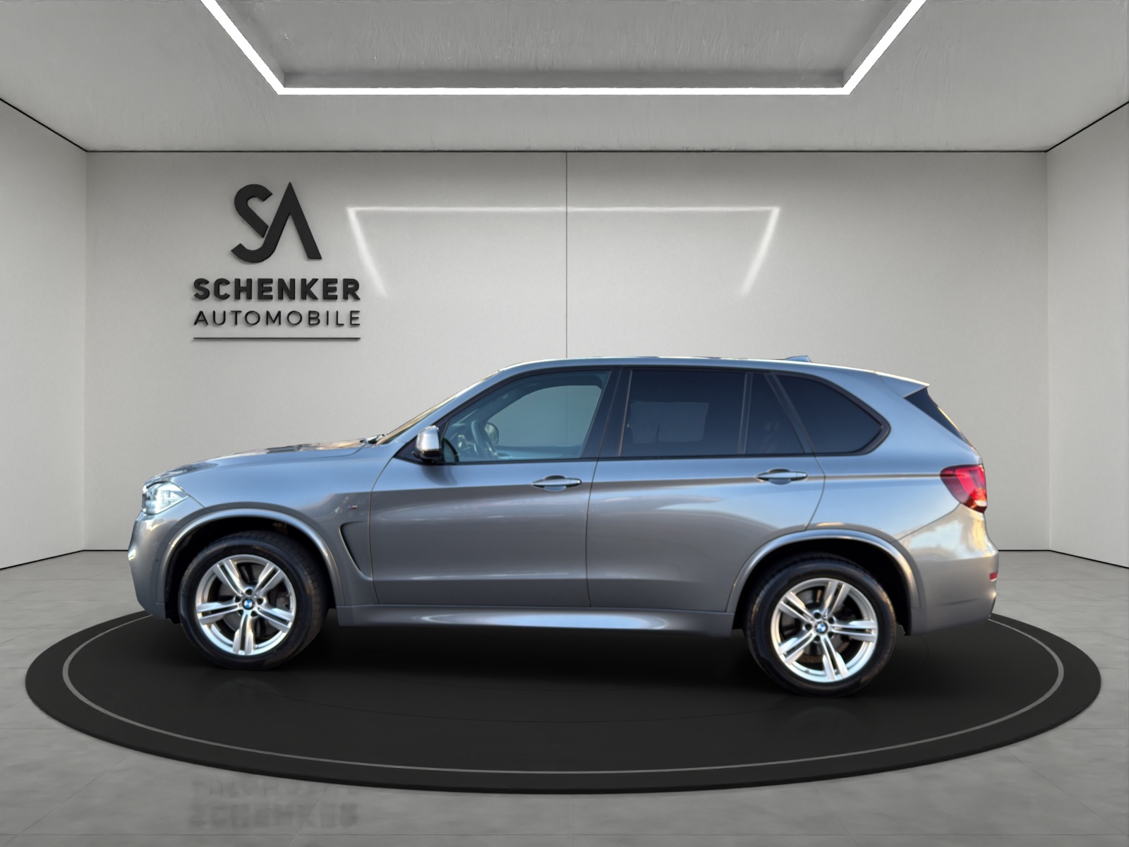 BMW X5 xDrive M50d Steptronic-showroom-element-1