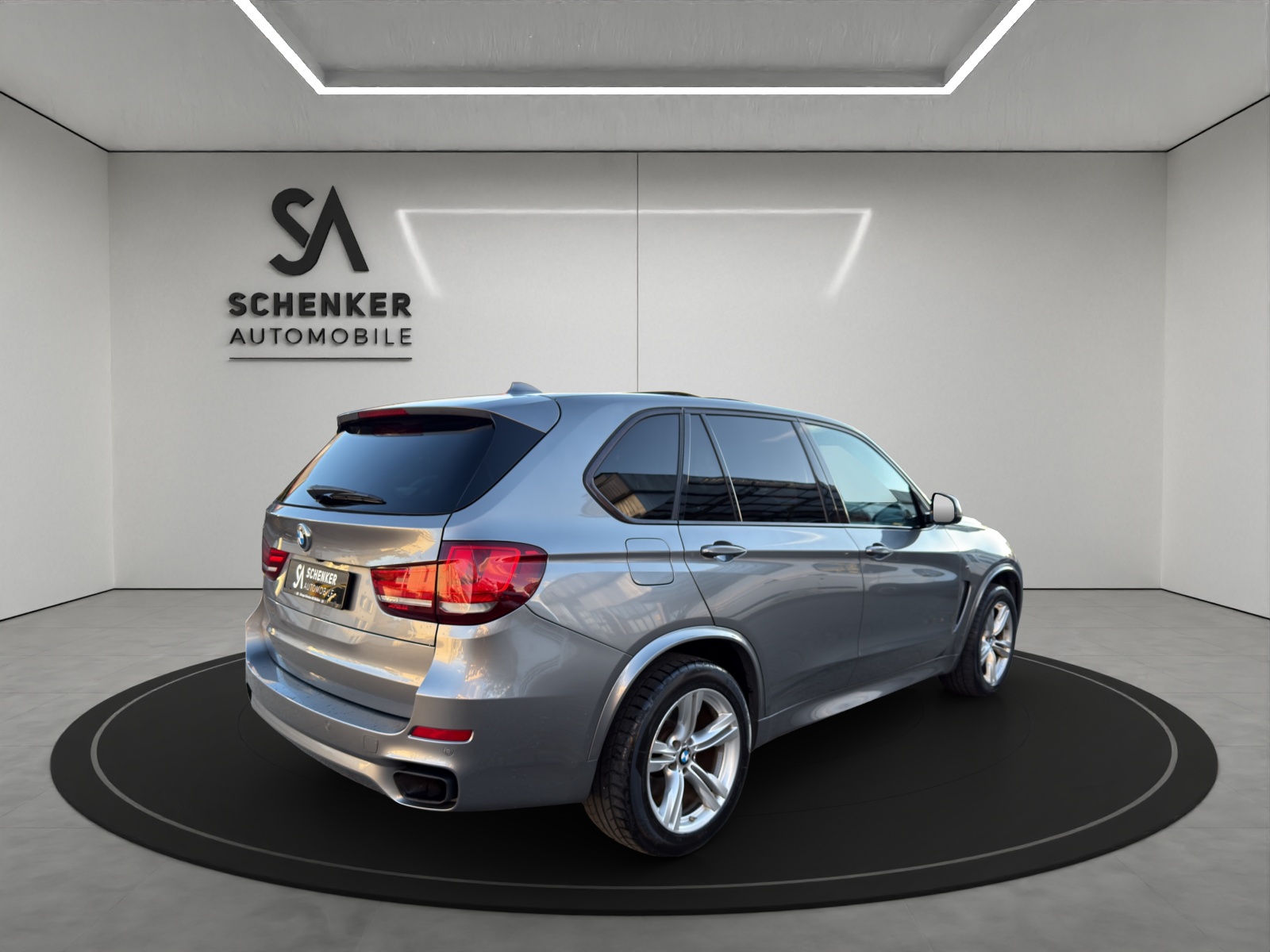 BMW X5 xDrive M50d Steptronic-image-4