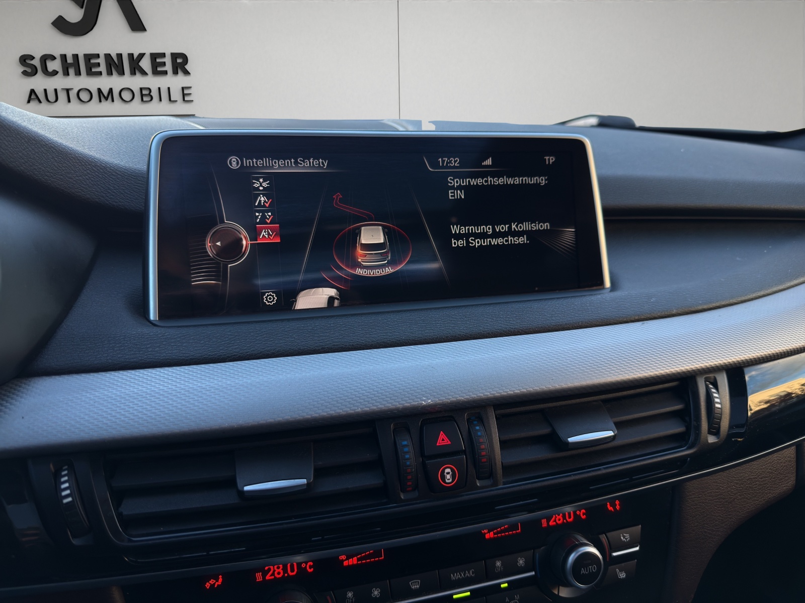 BMW X5 xDrive M50d Steptronic-image-18