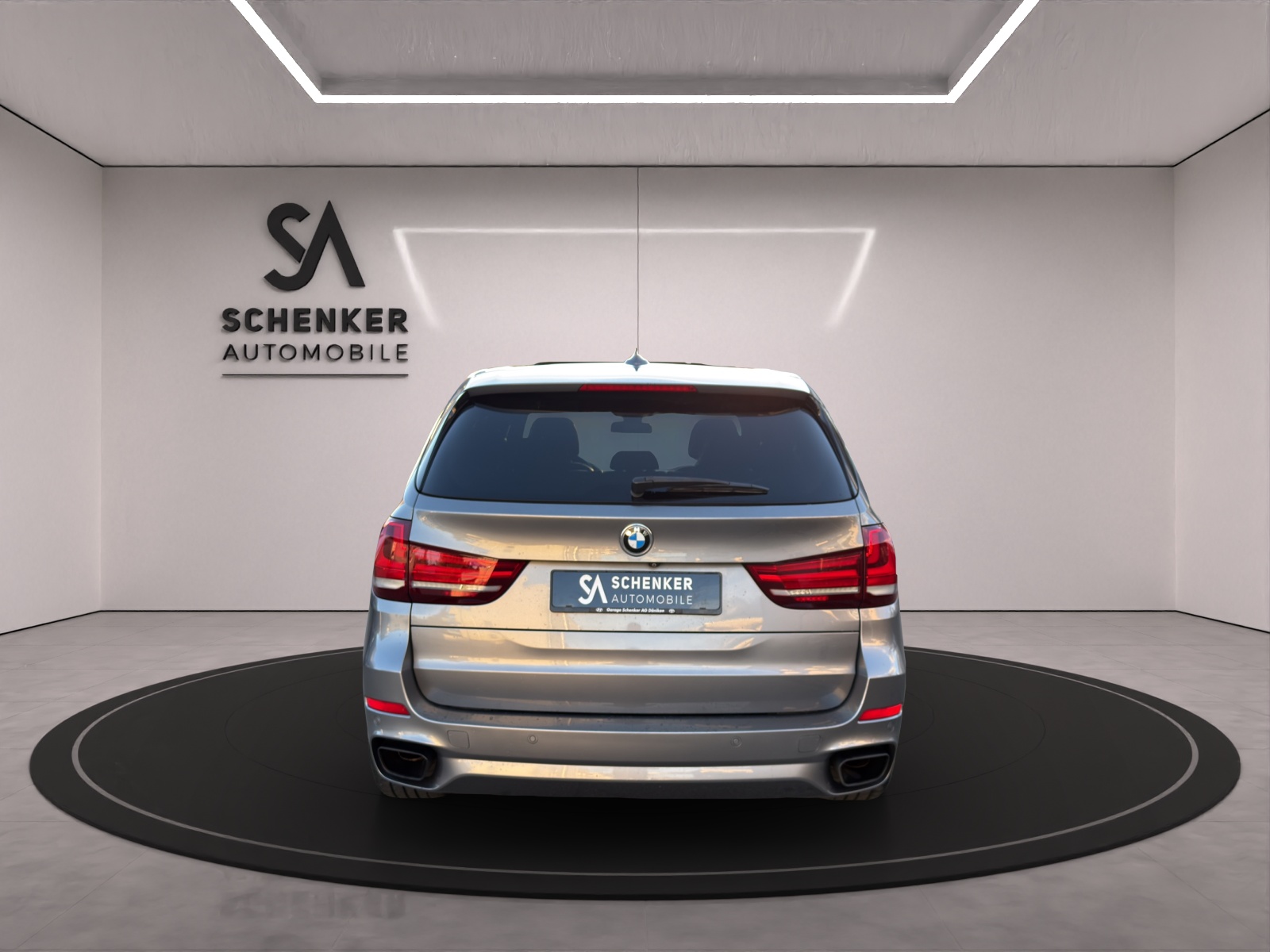 BMW X5 xDrive M50d Steptronic-showroom-element-3