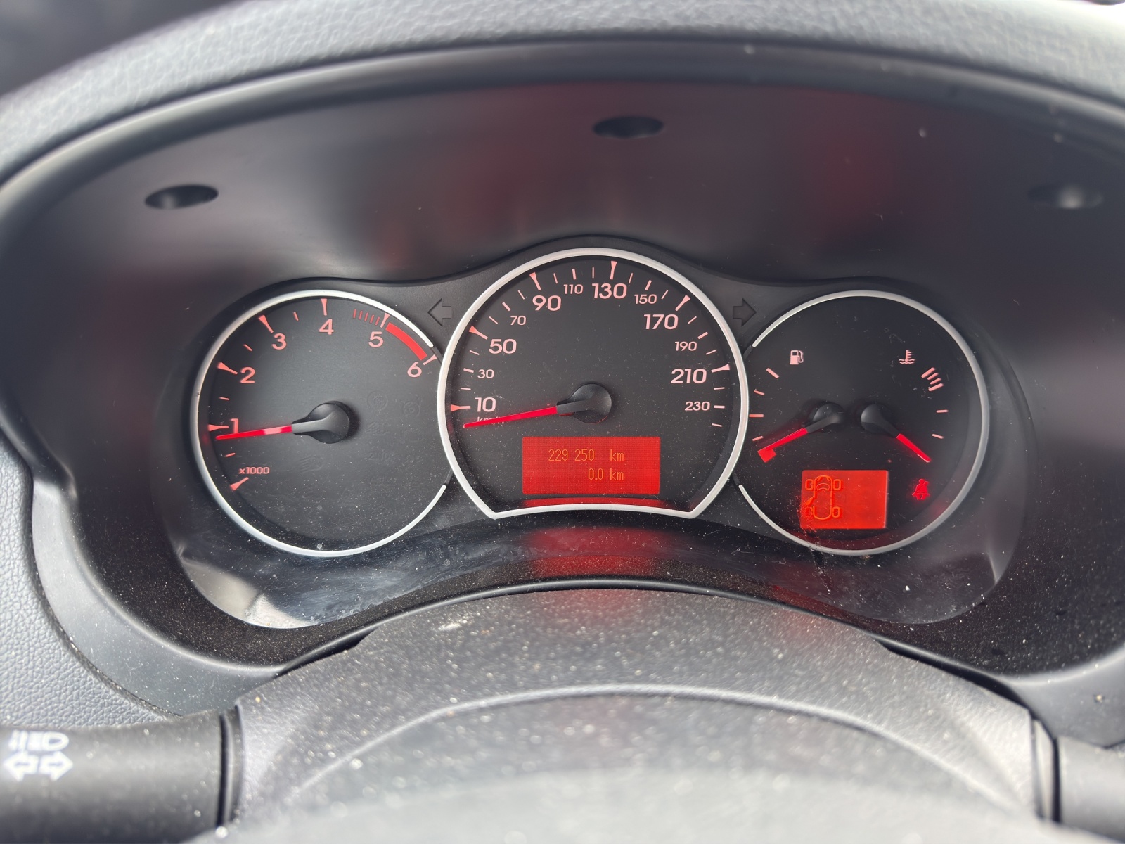 RENAULT Koleos 2.0 dCi Dynamique 4x4-image-8