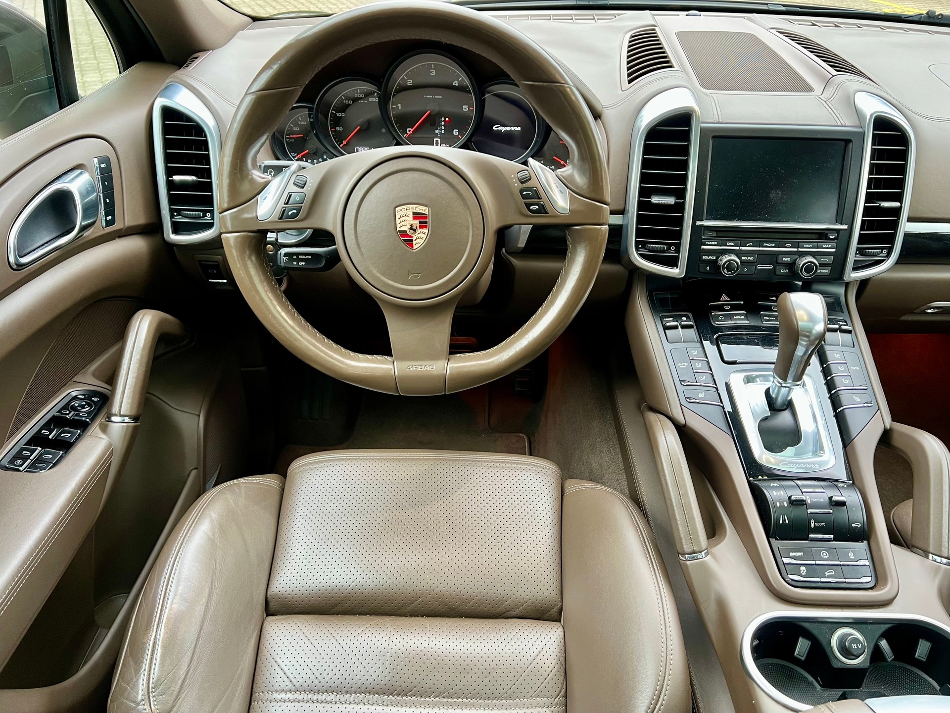PORSCHE Cayenne Diesel-image-11