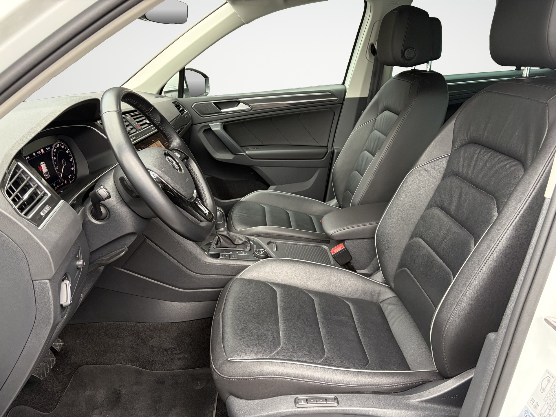VW Tiguan 2.0TSI Highline 4Motion DSG-image-11