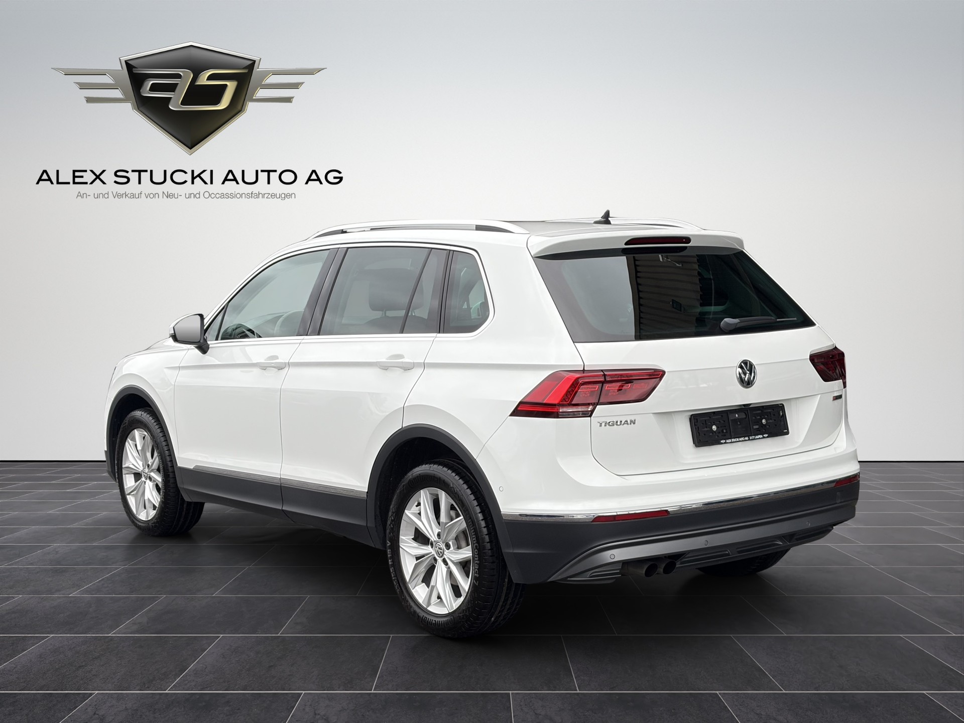 VW Tiguan 2.0TSI Highline 4Motion DSG-image-5