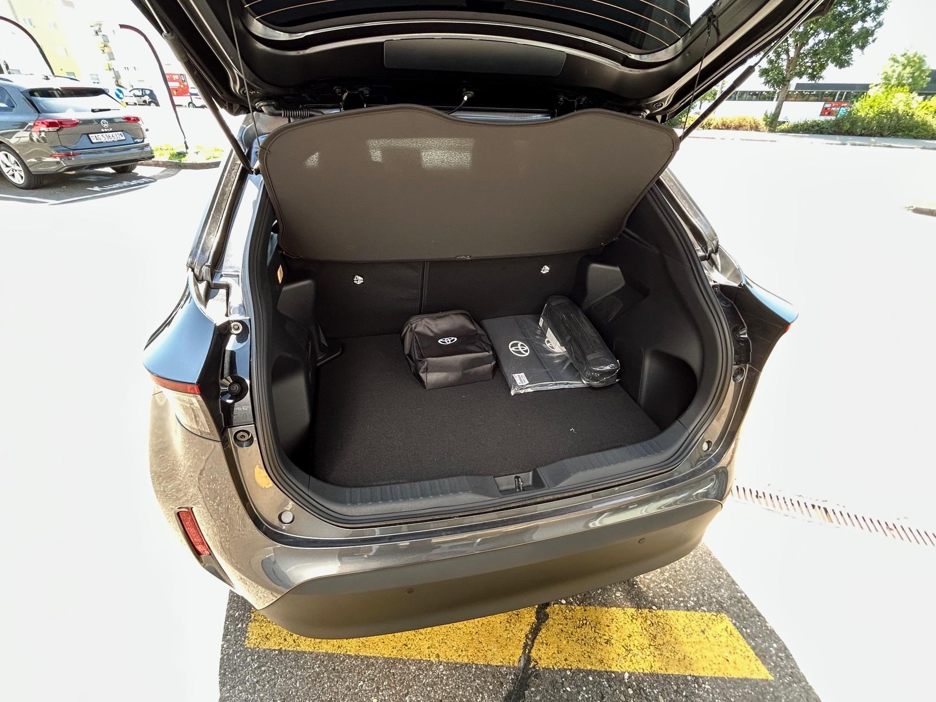 TOYOTA Yaris Cross 1.5 VVT-i HSD Trend AWD-i-image-14