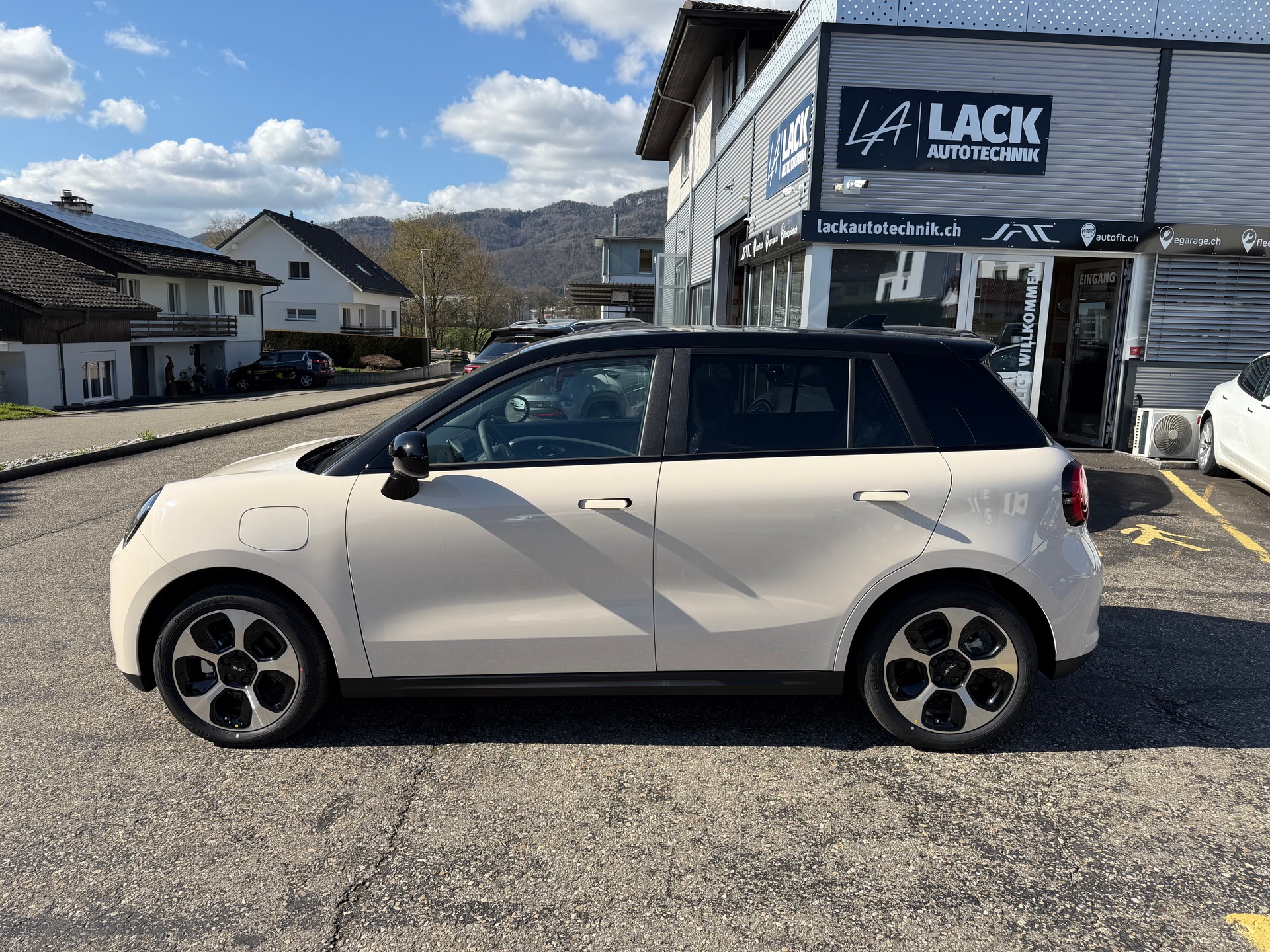 JAC E30X 41 kWh City-image-10
