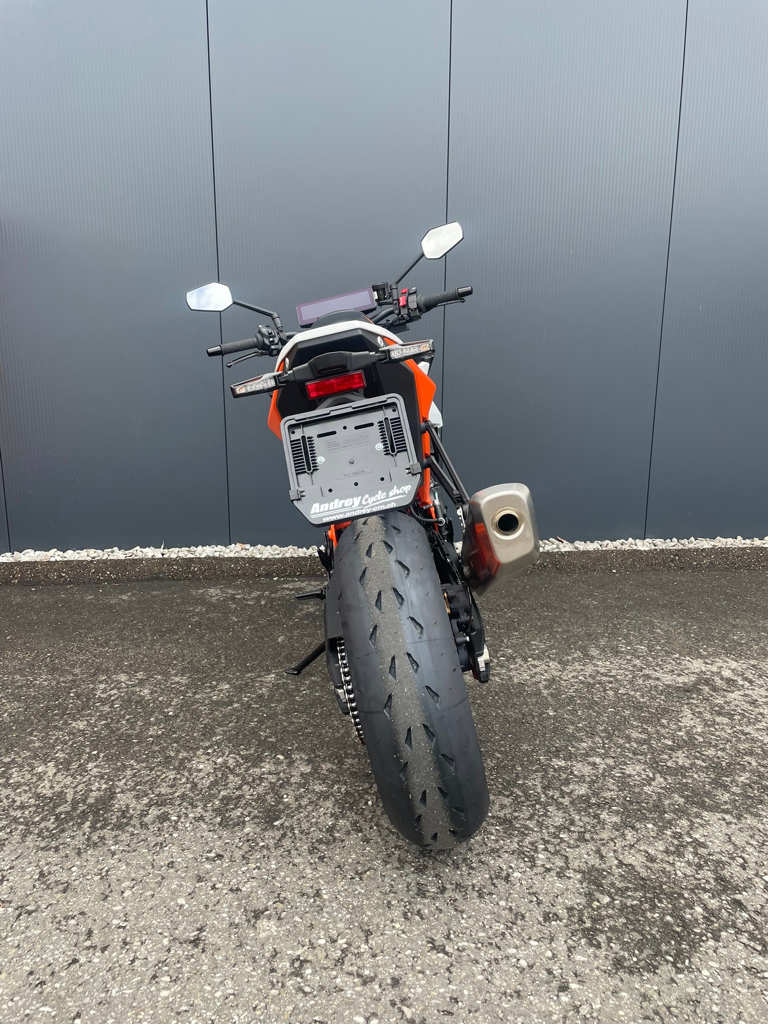 KTM 990 Duke R-image-3