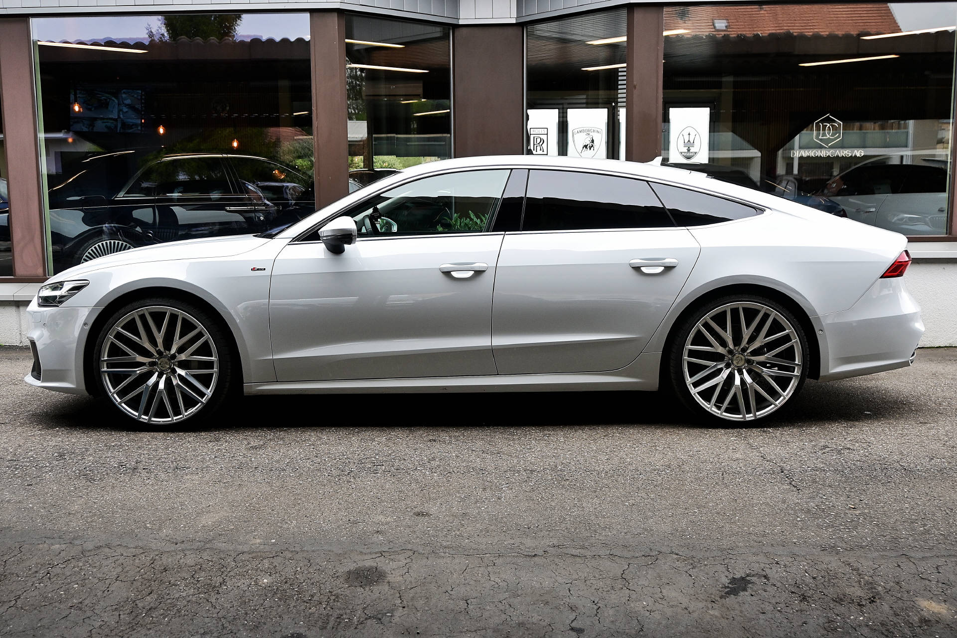 AUDI A7 Sportback 55 TFSI quattro S-Line*Standheizung*Head up Display*B&O Sound*-image-4