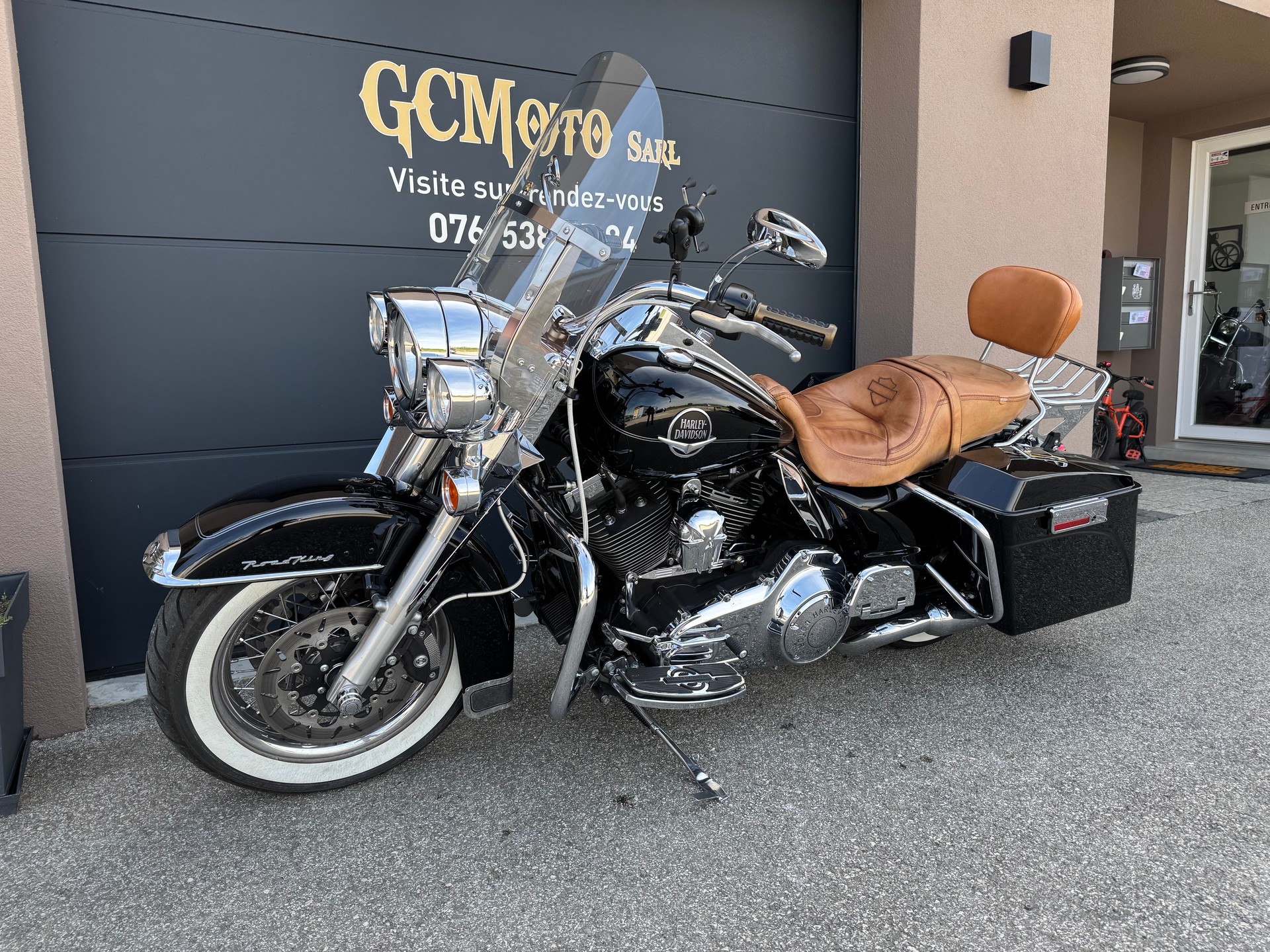 HARLEY-DAVIDSON FLHRC Road King Classic ABS-image-3